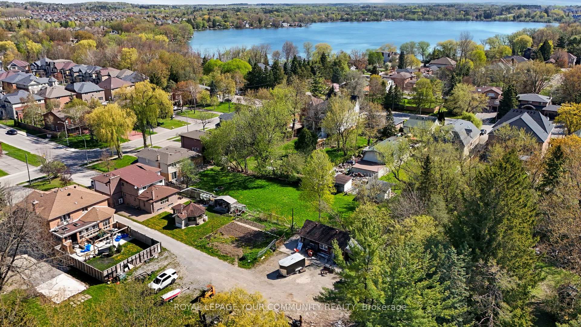 Photo 14 of 197 Douglas Road, Richmond Hill, Oak Ridges Lake Wilcox — HOMEH