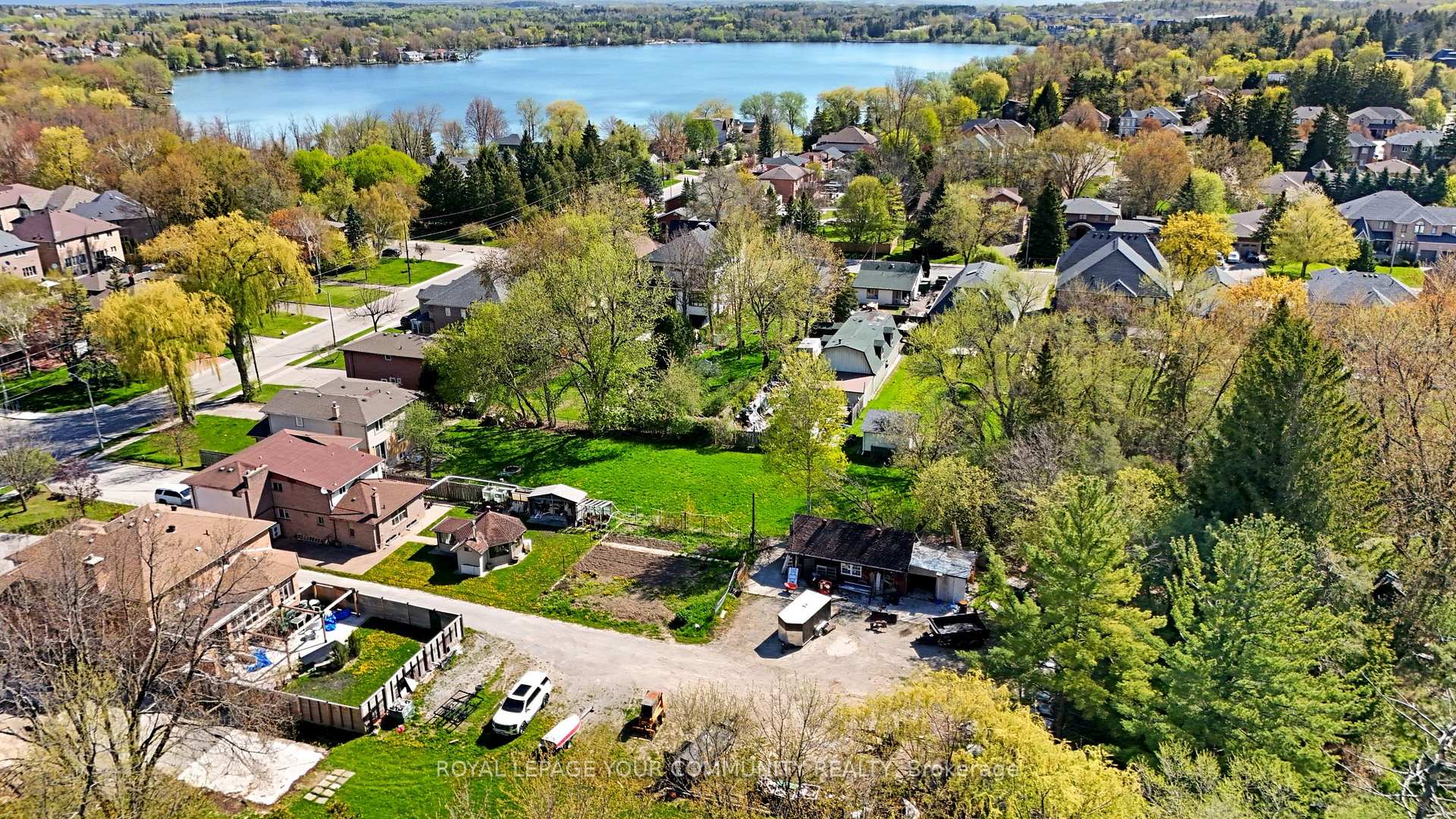 Photo 15 of 197 Douglas Road, Richmond Hill, Oak Ridges Lake Wilcox — HOMEH