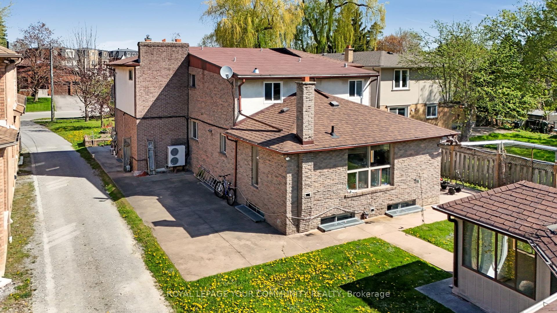 Photo 18 of 197 Douglas Road, Richmond Hill, Oak Ridges Lake Wilcox — HOMEH