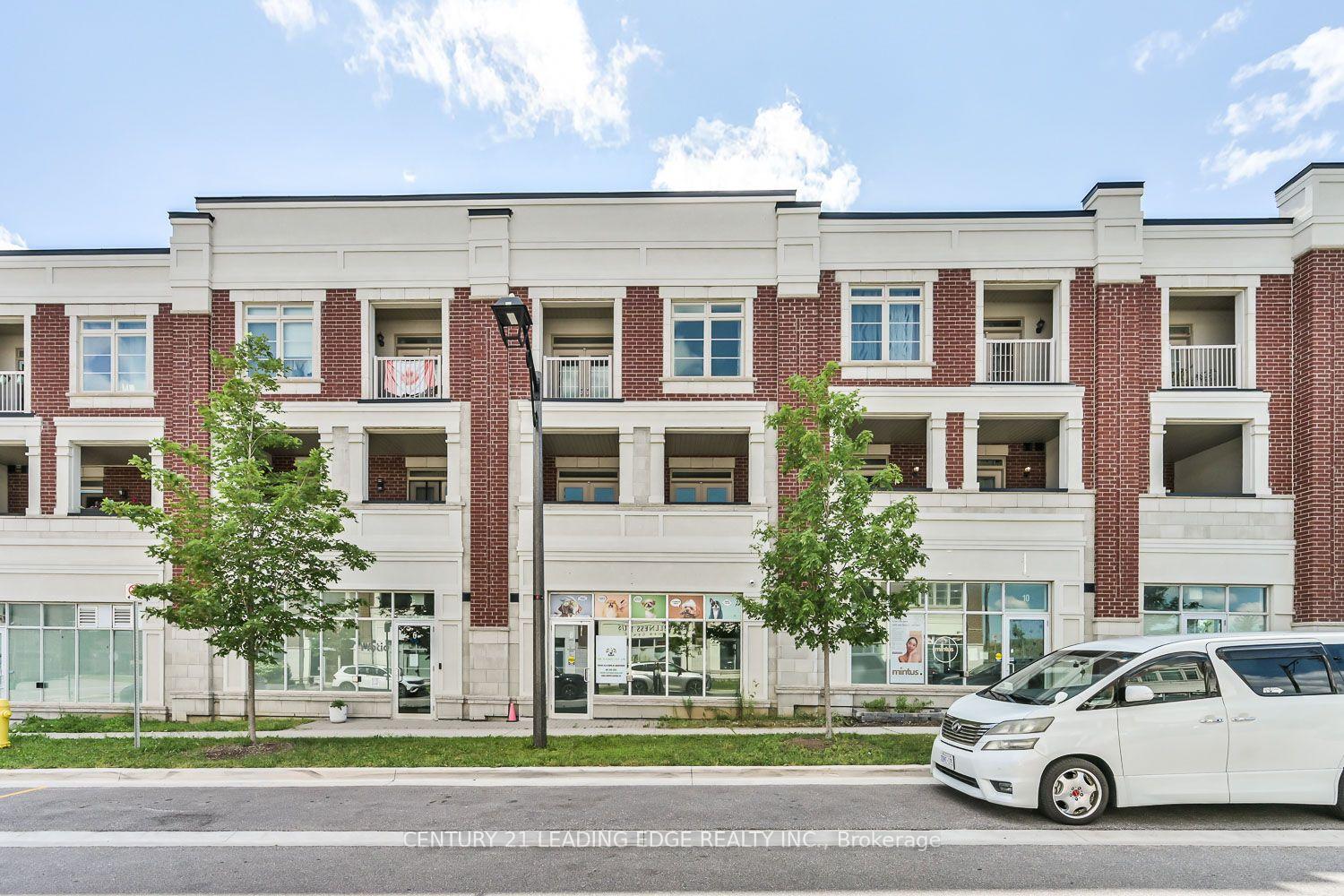 Photo 2 of 8 Villa Ada Drive, Markham, Box Grove — HOMEH
