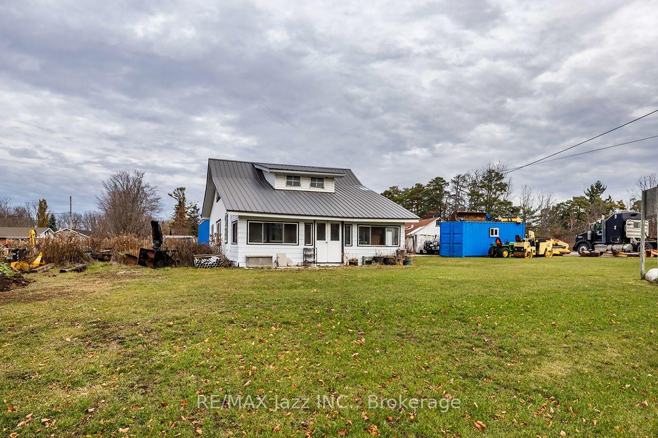 Photo 8 of 140 Victoria Street, Brock, Beaverton — HOMEH