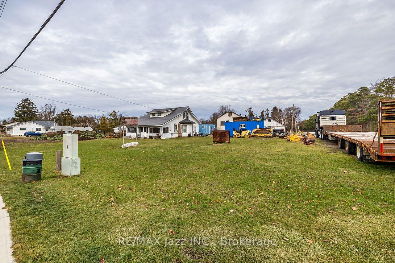 Photo 10 of 140 Victoria Street, Brock, Beaverton — HOMEH