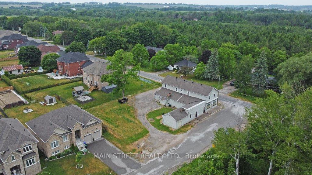 Photo 3 of 280 Bells Lane, Innisfil, Gilford — HOMEH