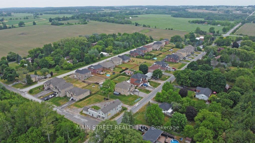 Photo 5 of 280 Bells Lane, Innisfil, Gilford — HOMEH