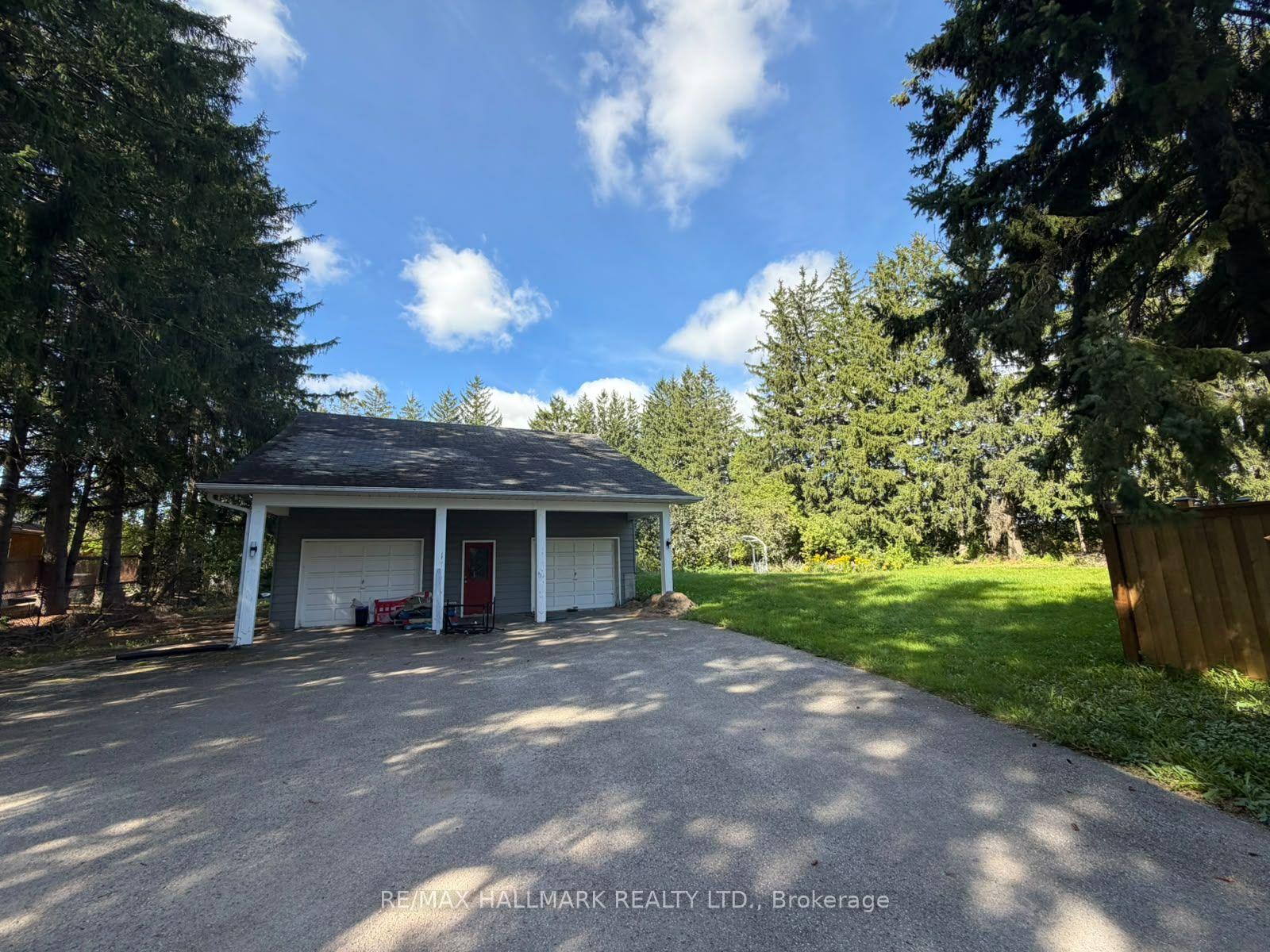 Photo 2 of 13918 Leslie Street, Aurora, Bayview Southeast — HOMEH