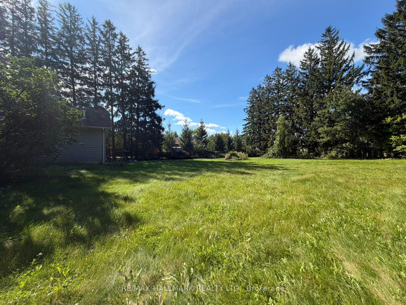 Photo 4 of 13918 Leslie Street, Aurora, Bayview Southeast — HOMEH