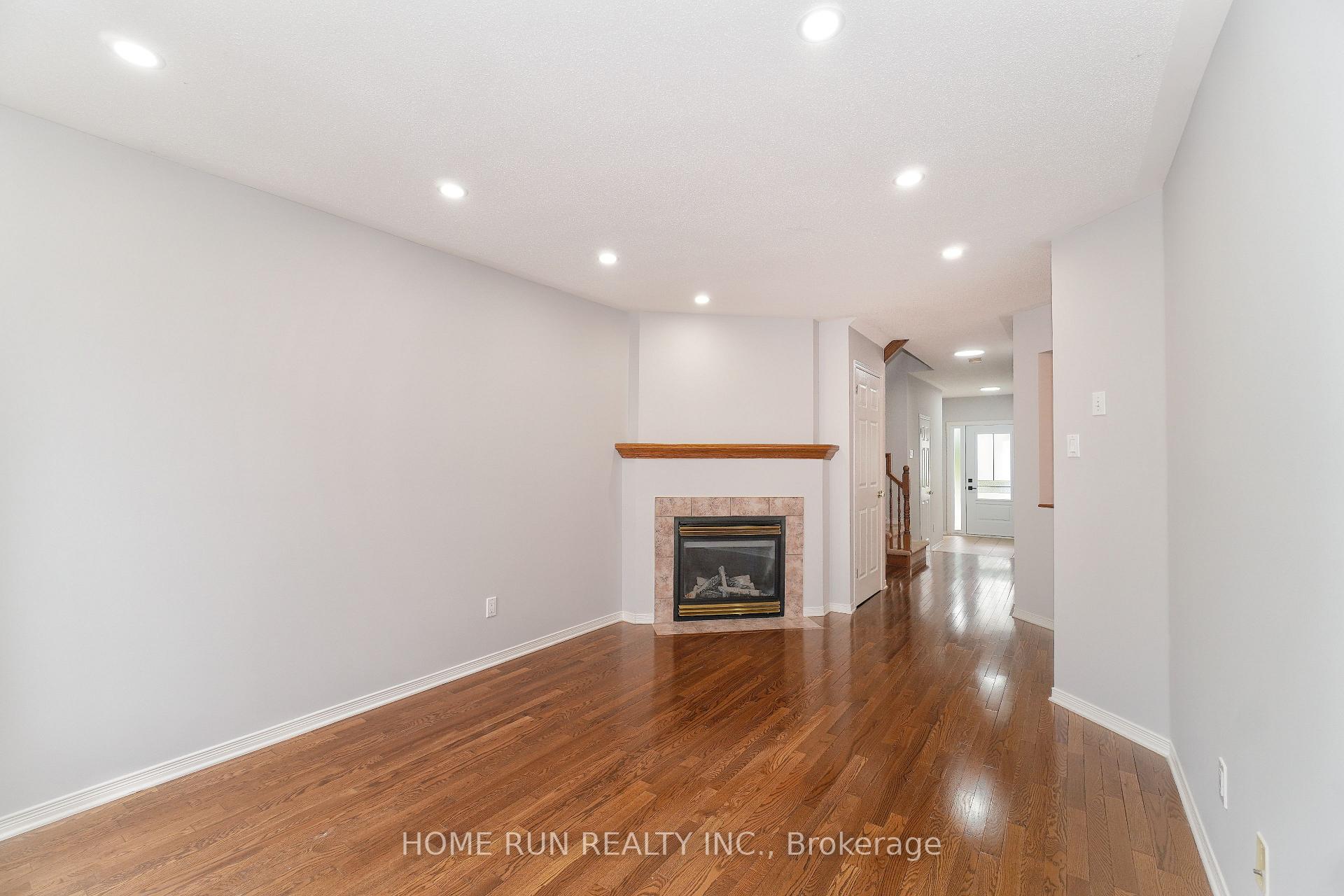 Photo 12 of 85 Palmadeo Drive, Ottawa, Barrhaven - Longfields — HOMEH