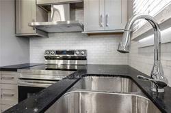 Photo 5 of 1841 Sandgate Crescent, Mississauga, Clarkson — HOMEH
