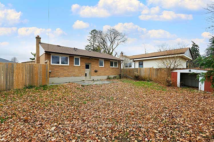 Photo 8 of 41 A/B Hurricane Avenue, Vaughan, West Woodbridge — HOMEH