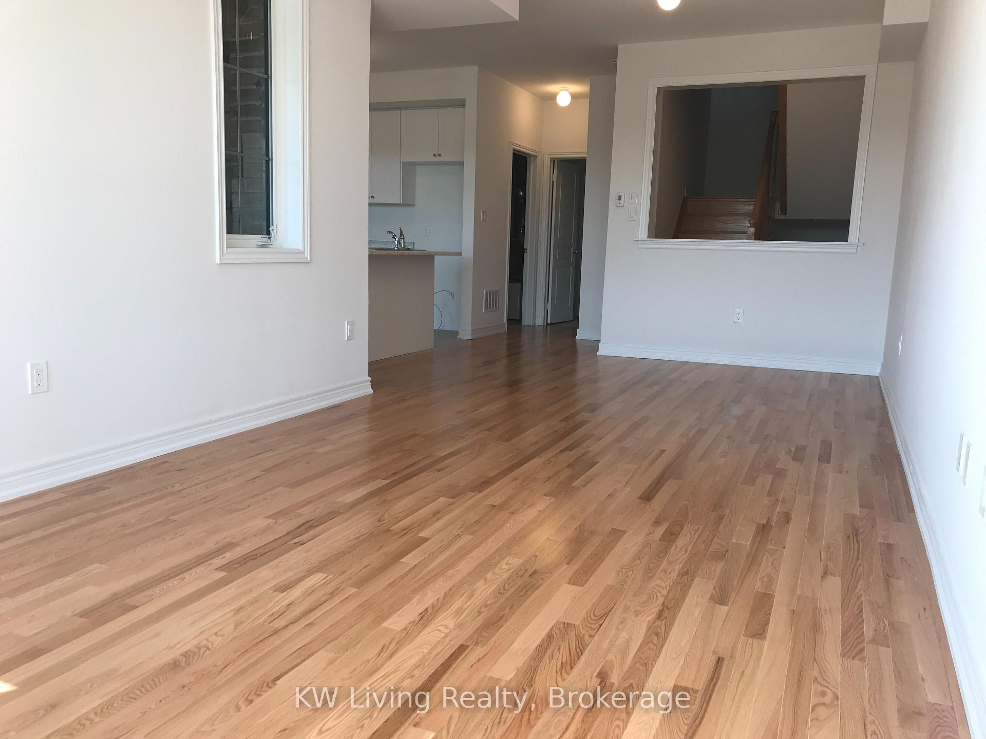 Photo 6 of 8 Nipigon Avenue, Markham, Berczy — HOMEH