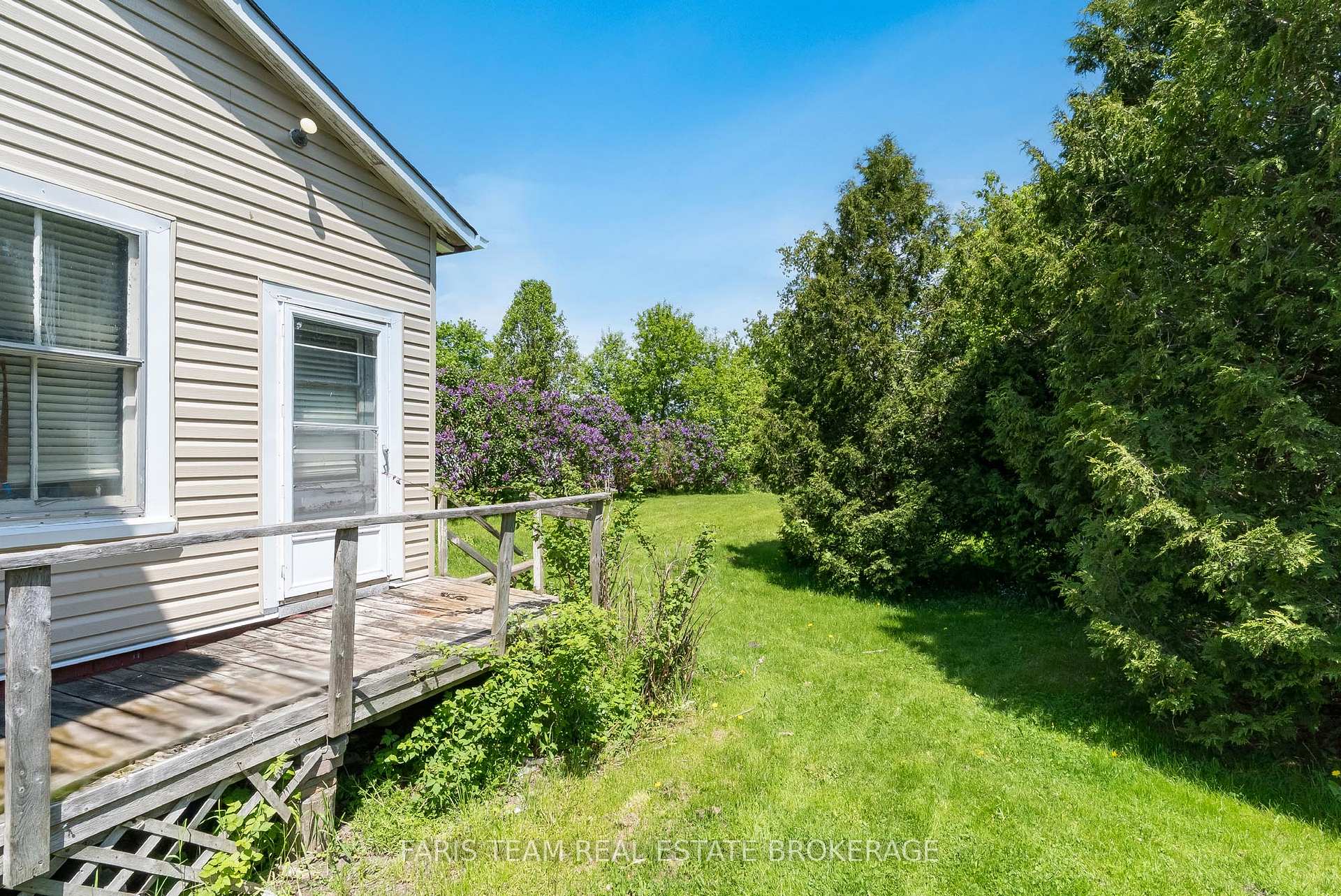 Photo 36 of 236 Barrie Street, Essa, Thornton — HOMEH
