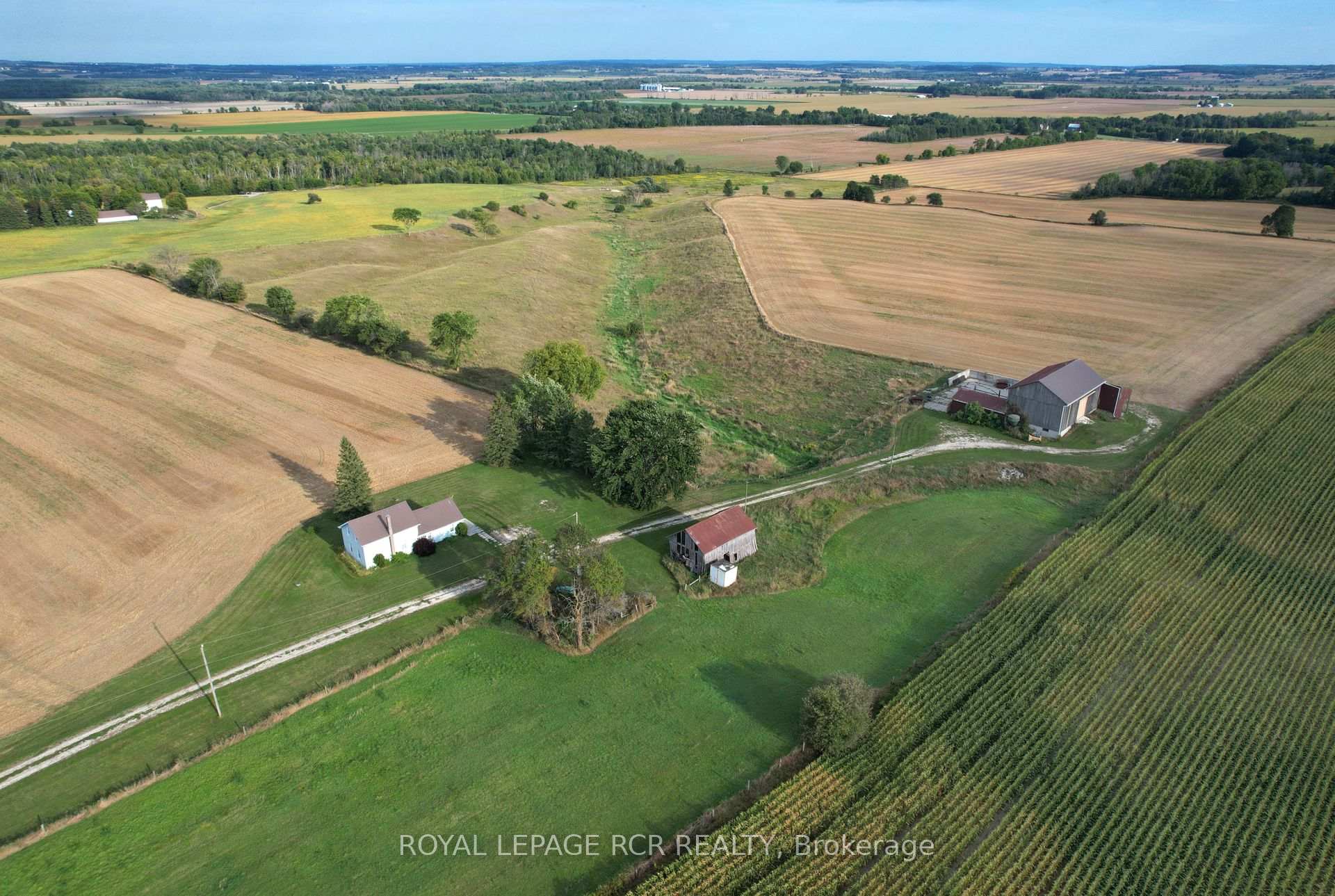 Photo 2 of 6049 13th Line, New Tecumseth, Rural New Tecumseth — HOMEH