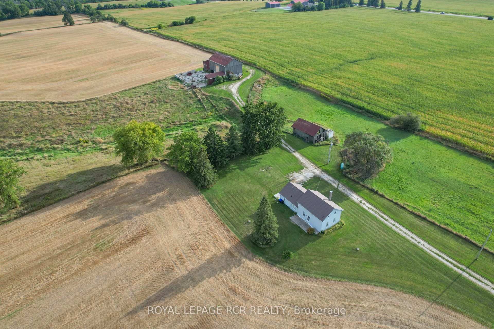 Photo 3 of 6049 13th Line, New Tecumseth, Rural New Tecumseth — HOMEH
