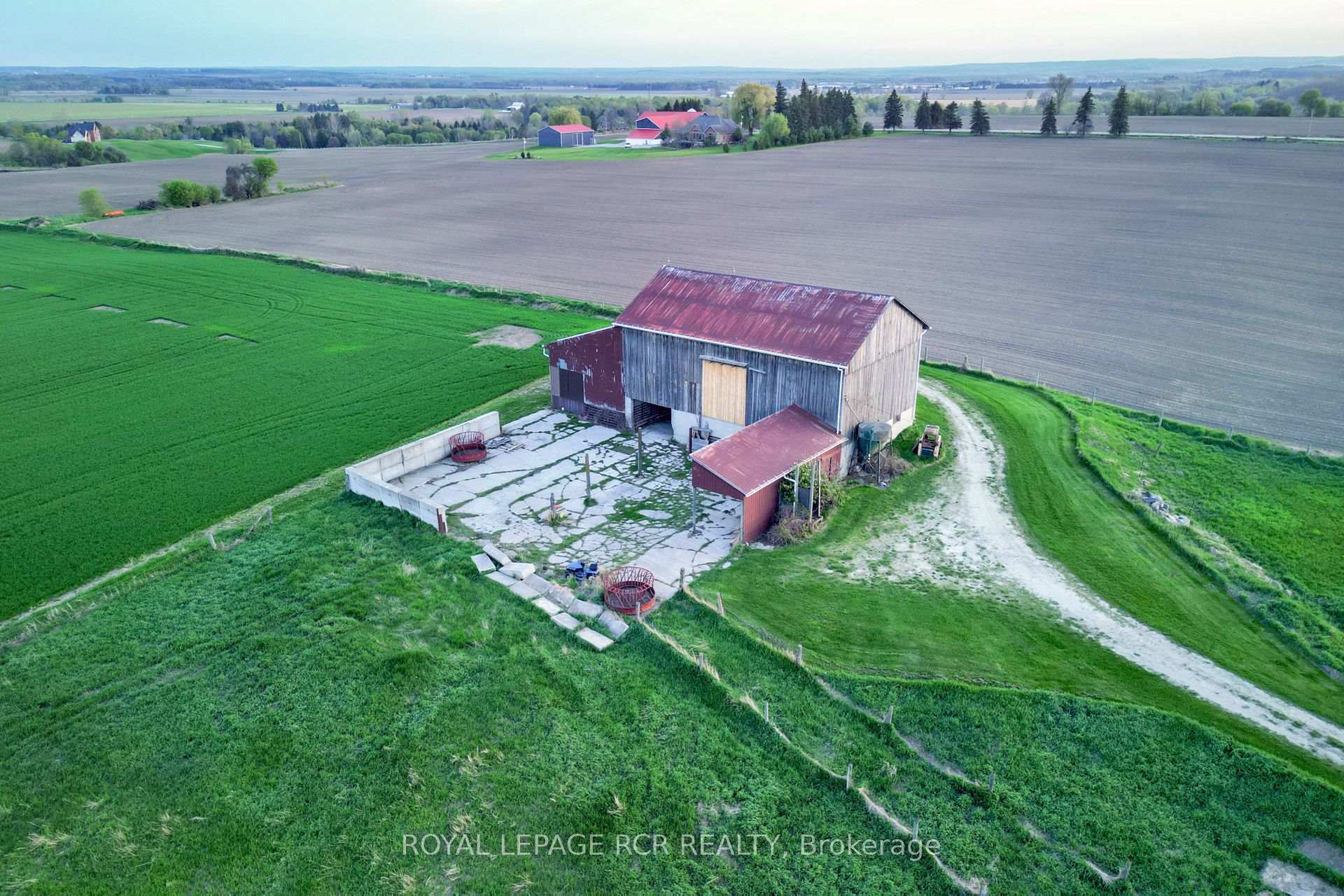Photo 7 of 6049 13th Line, New Tecumseth, Rural New Tecumseth — HOMEH