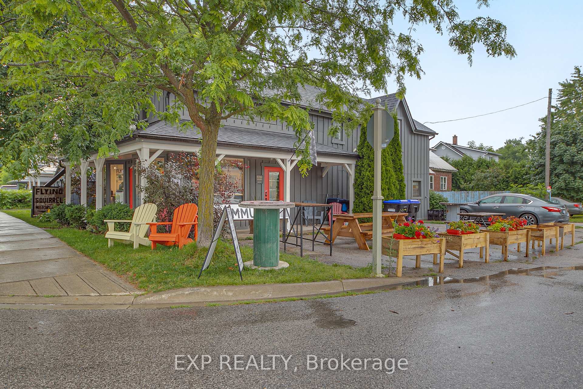 Photo 10 of 2 Francis Street E, Clearview, Creemore — HOMEH