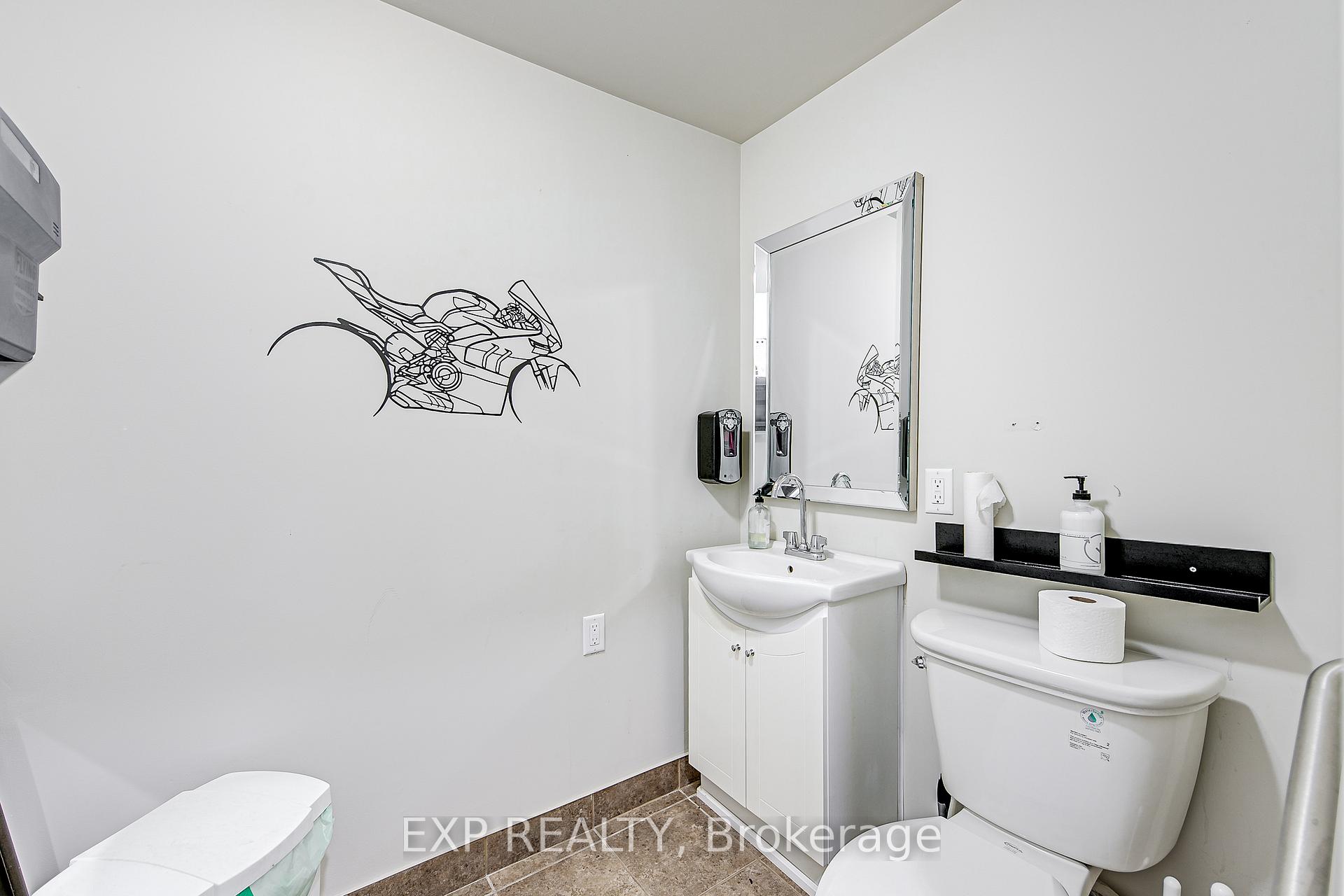 Photo 18 of 2 Francis Street E, Clearview, Creemore — HOMEH