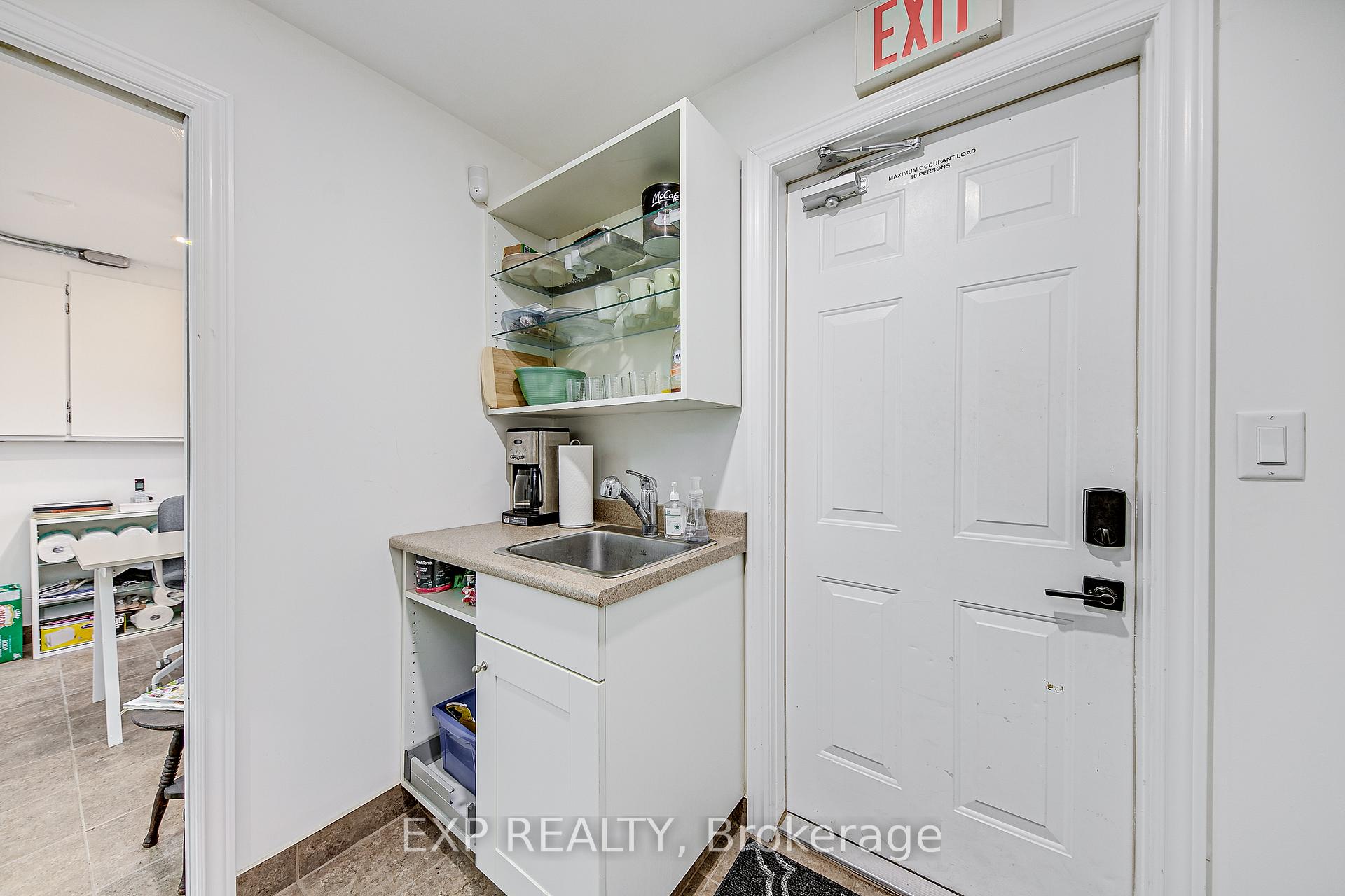 Photo 19 of 2 Francis Street E, Clearview, Creemore — HOMEH