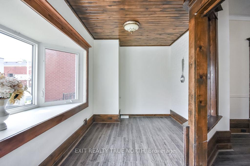 Photo 9 of 342 King Street, Midland — HOMEH