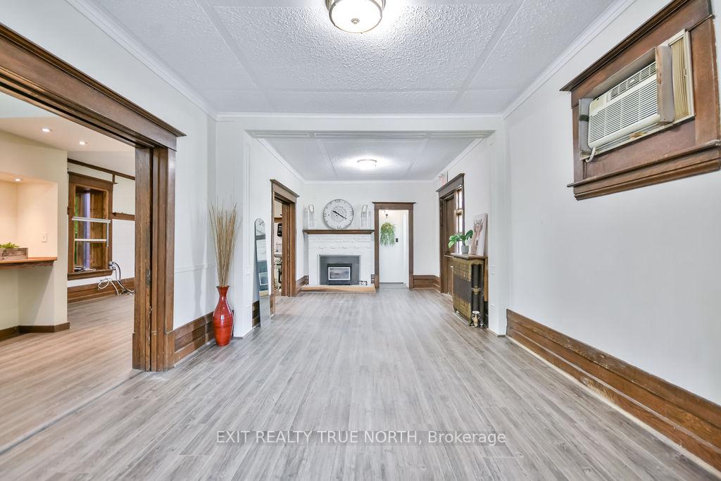 Photo 11 of 342 King Street, Midland — HOMEH