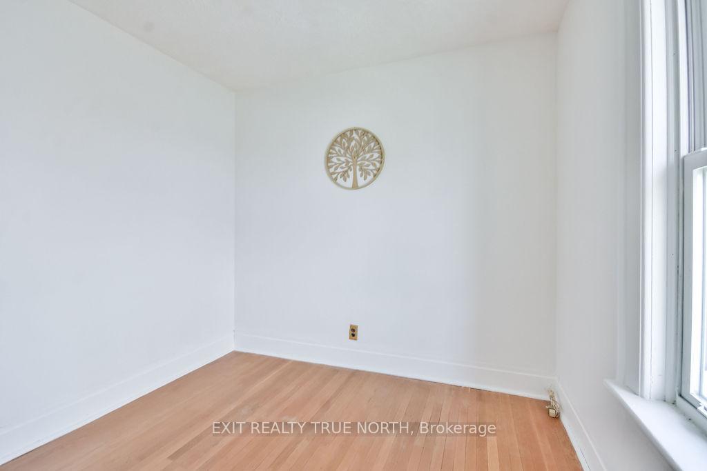 Photo 24 of 342 King Street, Midland — HOMEH