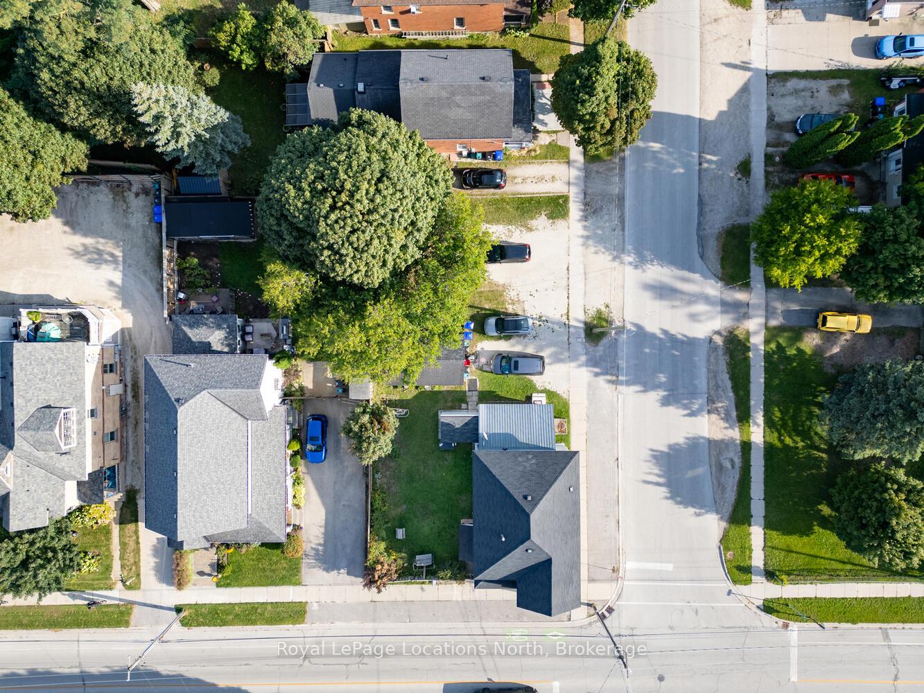 Photo 3 of 256 Ontario Street, Collingwood — HOMEH