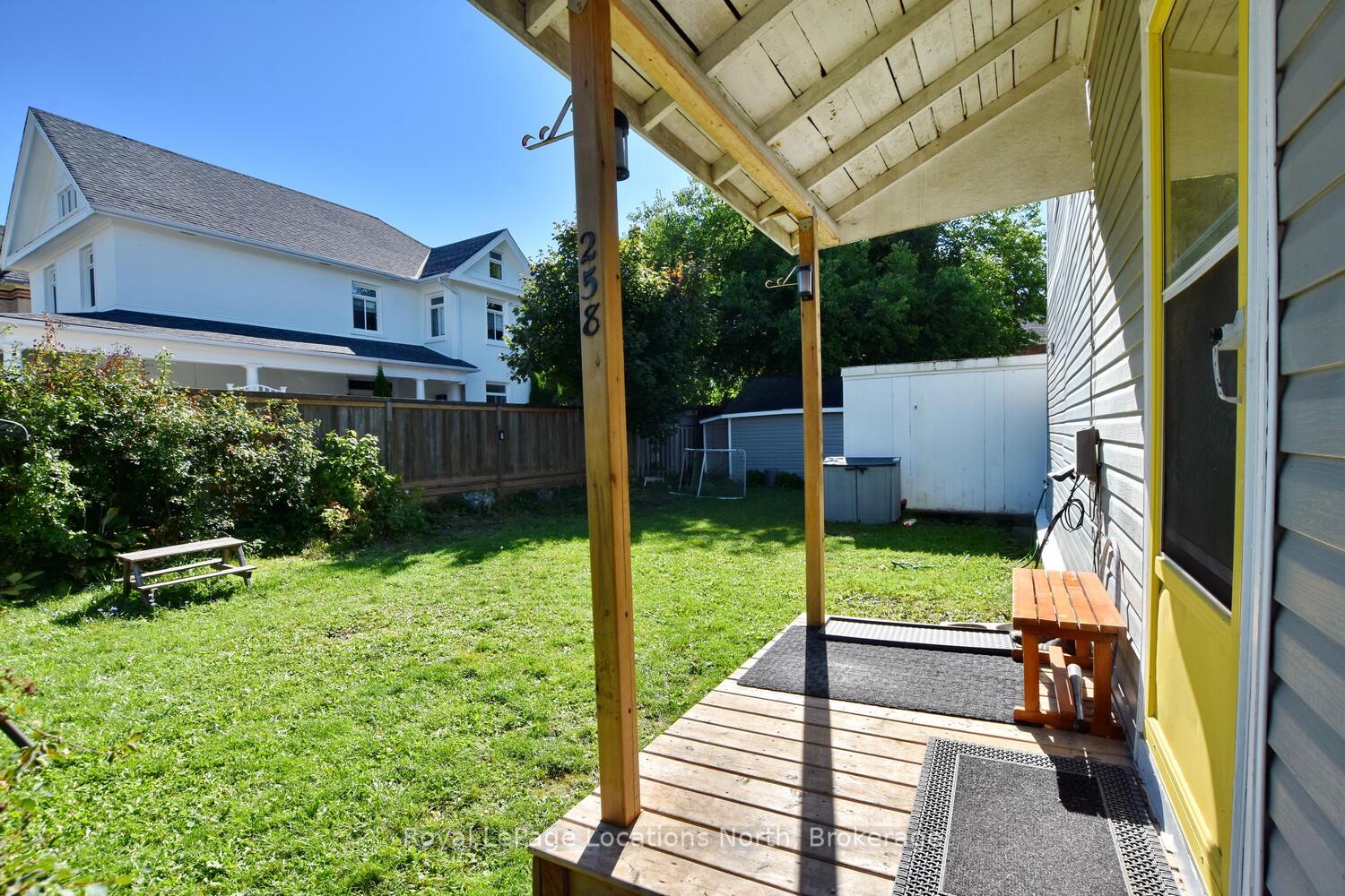 Photo 8 of 256 Ontario Street, Collingwood — HOMEH