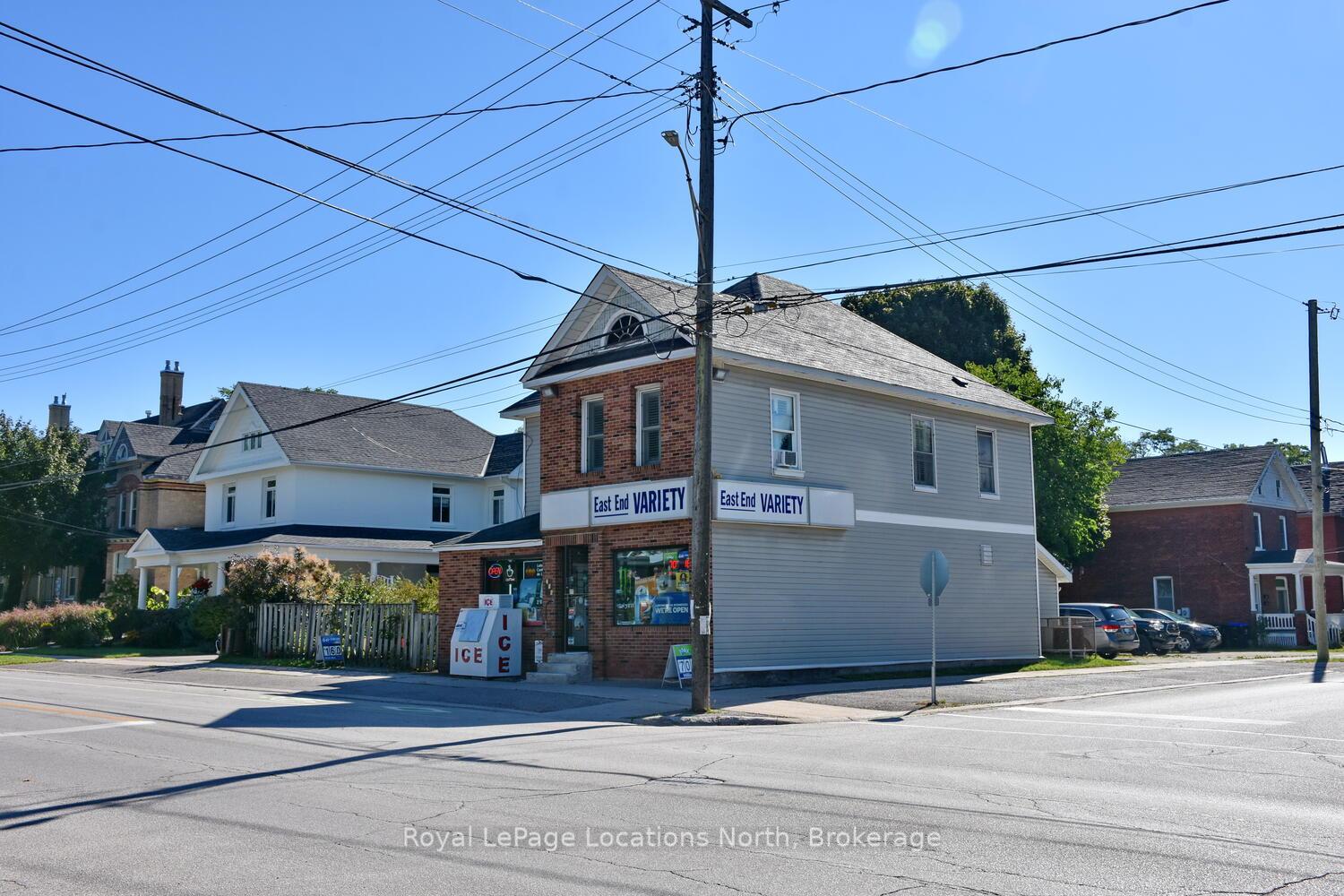 Photo 13 of 256 Ontario Street, Collingwood — HOMEH