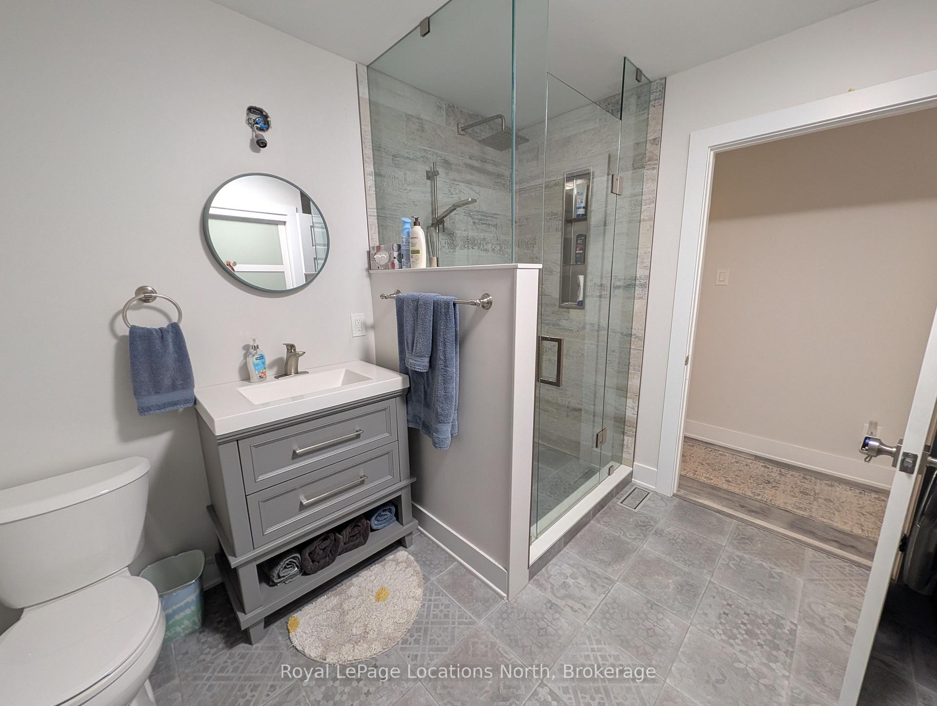 Photo 14 of 252 Lyons Court, Wasaga Beach — HOMEH