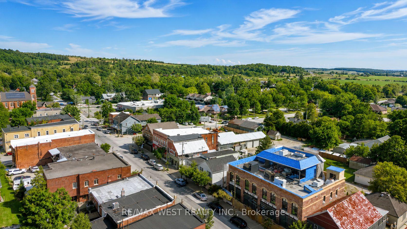 Photo 8 of Unit 149, 151 Mill Street, Clearview, Creemore — HOMEH