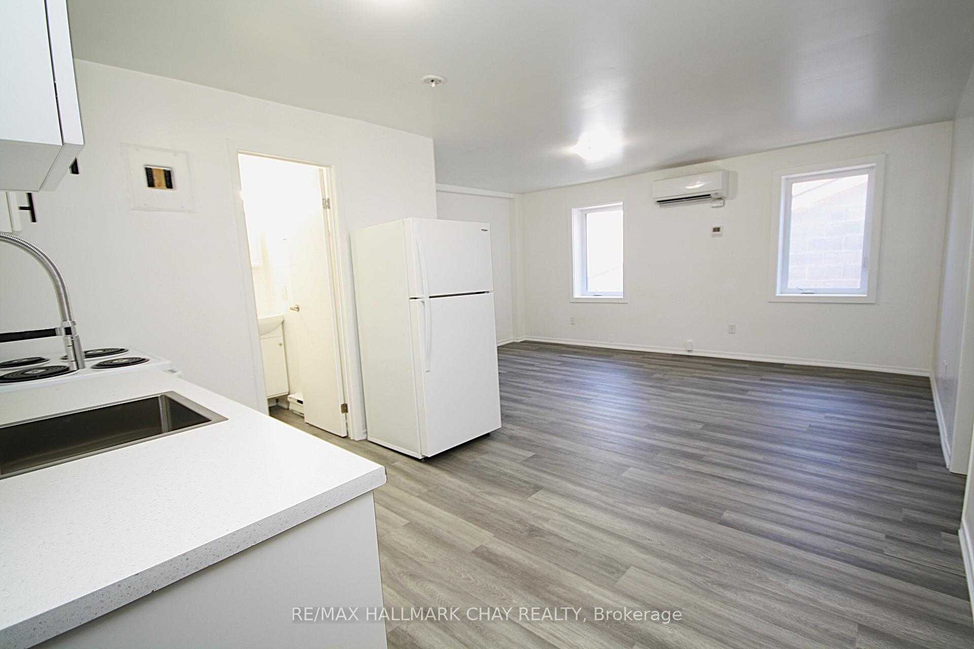 Photo 11 of 58 Queen St Street W, Springwater, Elmvale — HOMEH