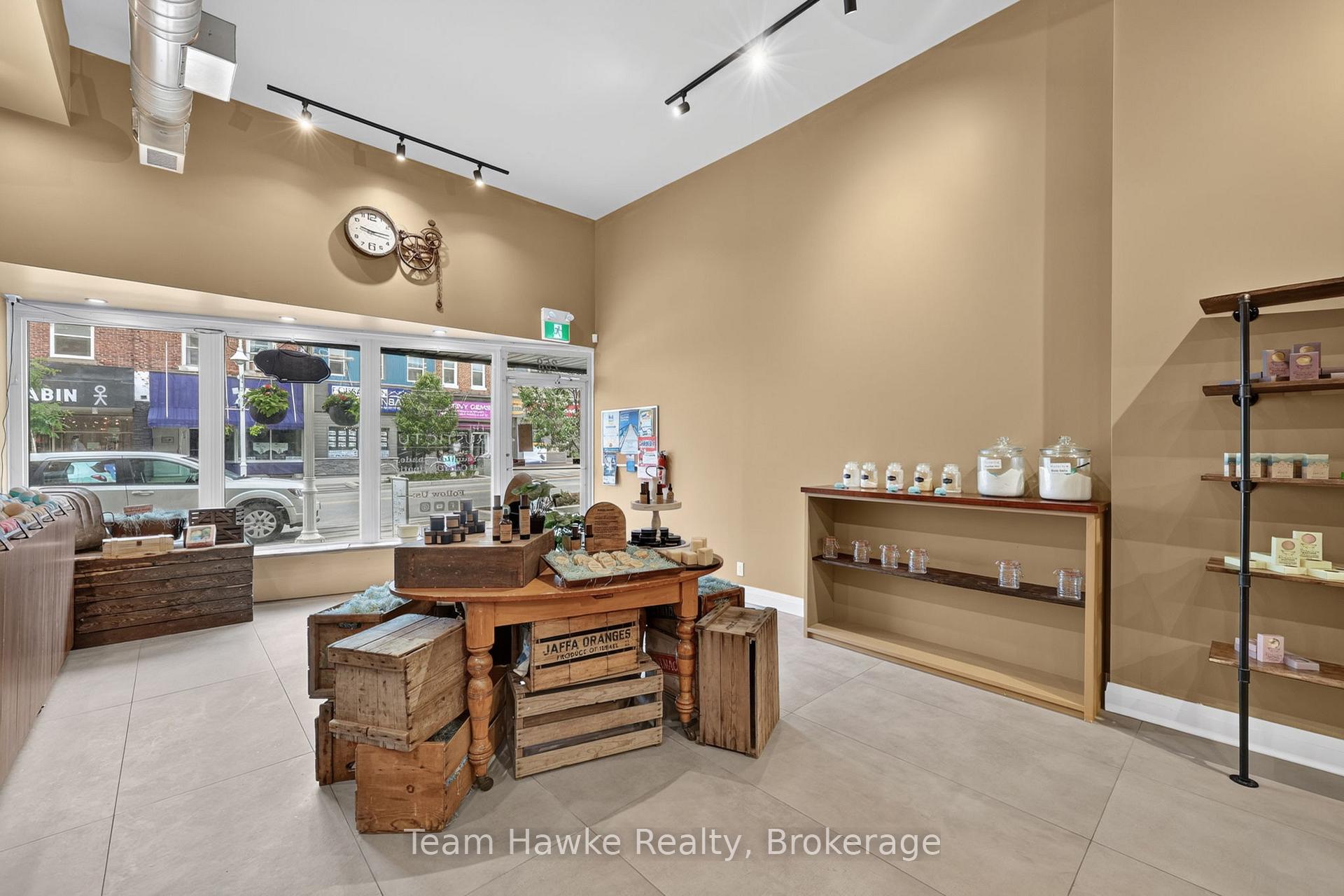 Photo 6 of 258 King Street, Midland — HOMEH