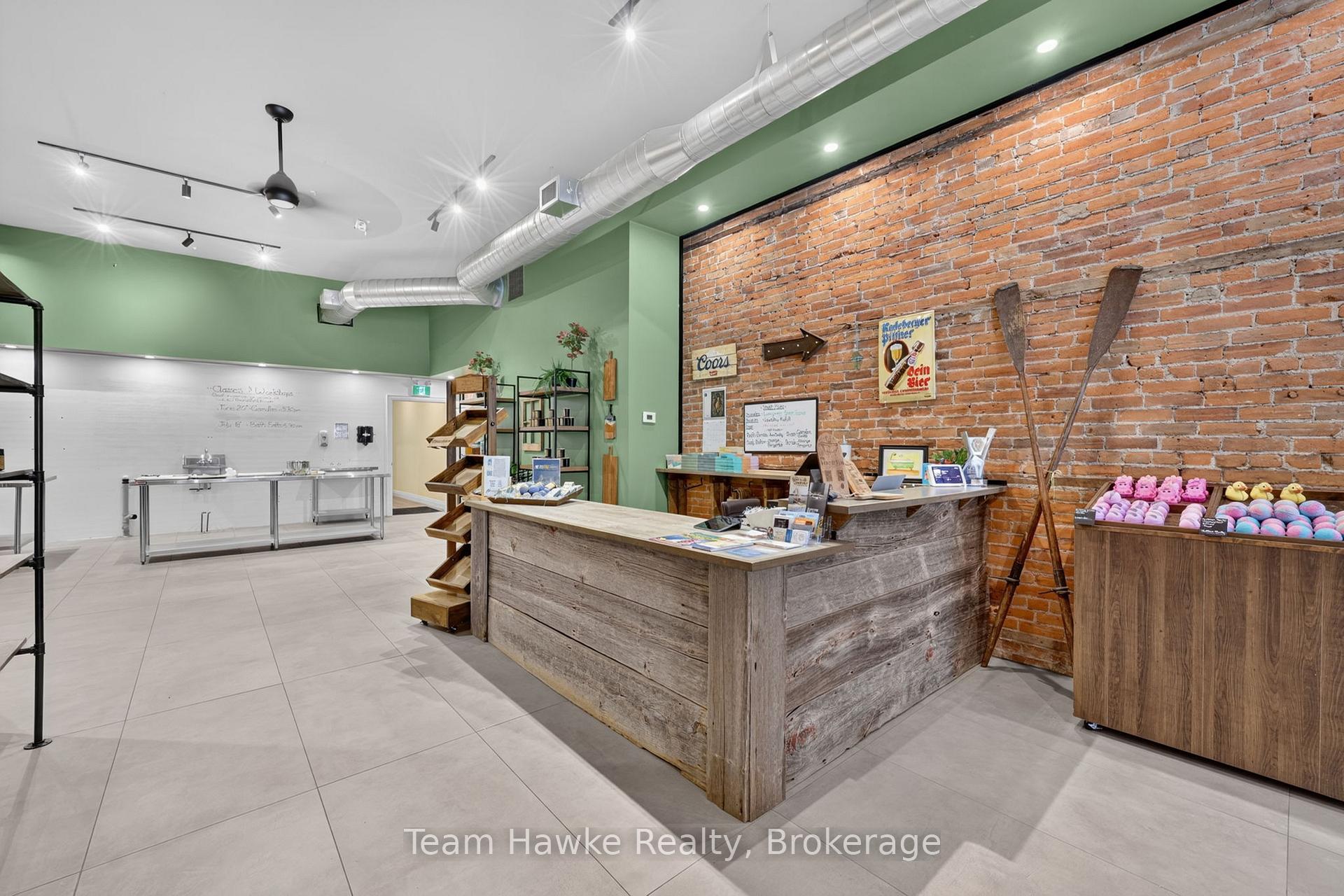 Photo 8 of 258 King Street, Midland — HOMEH