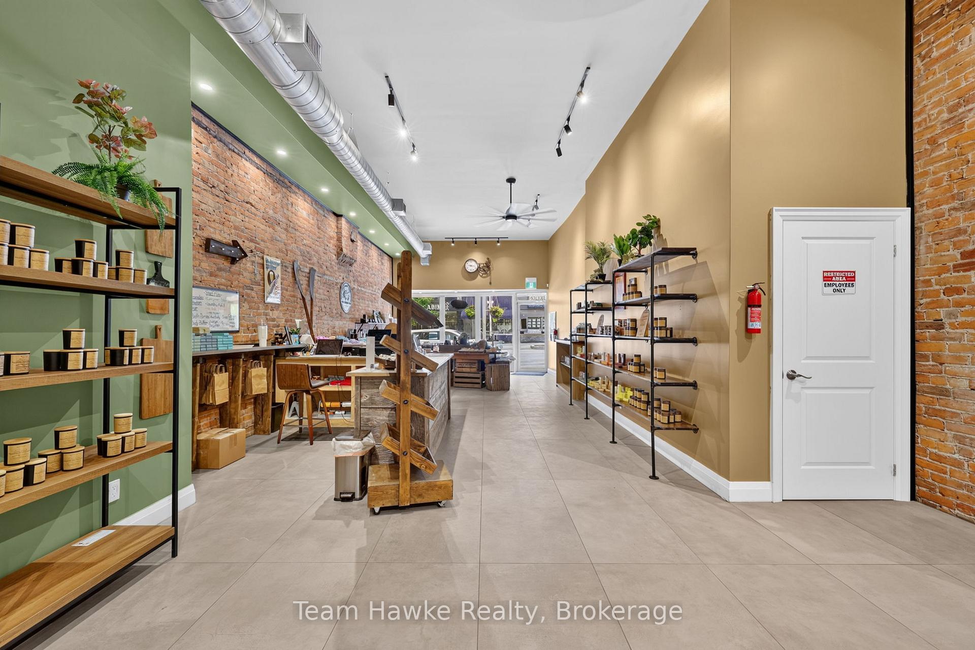 Photo 14 of 258 King Street, Midland — HOMEH