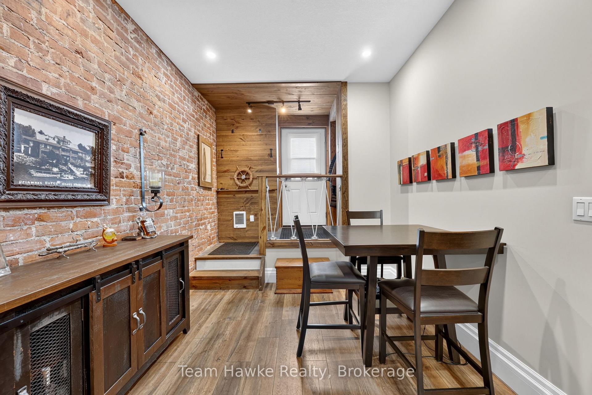 Photo 23 of 258 King Street, Midland — HOMEH