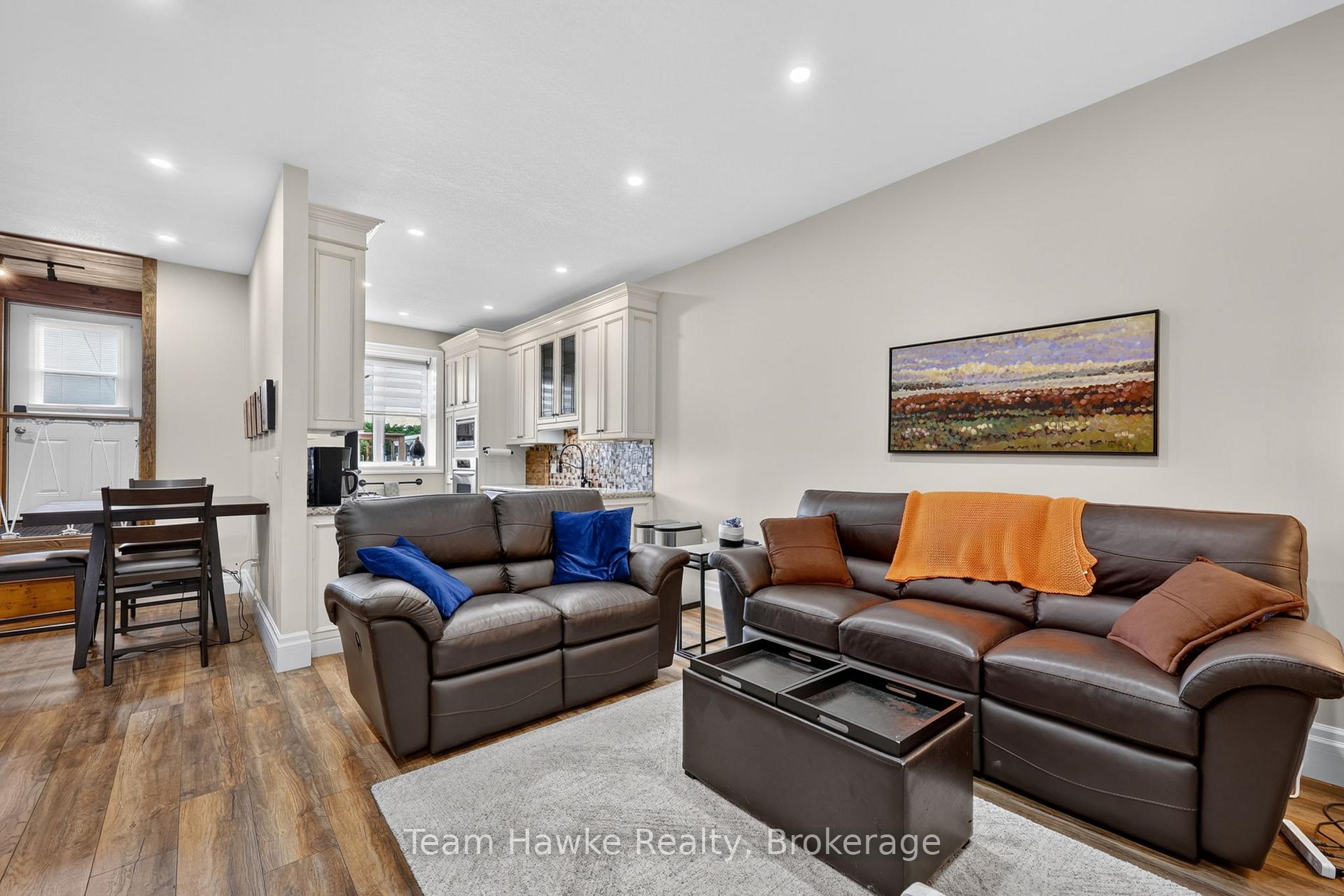 Photo 26 of 258 King Street, Midland — HOMEH