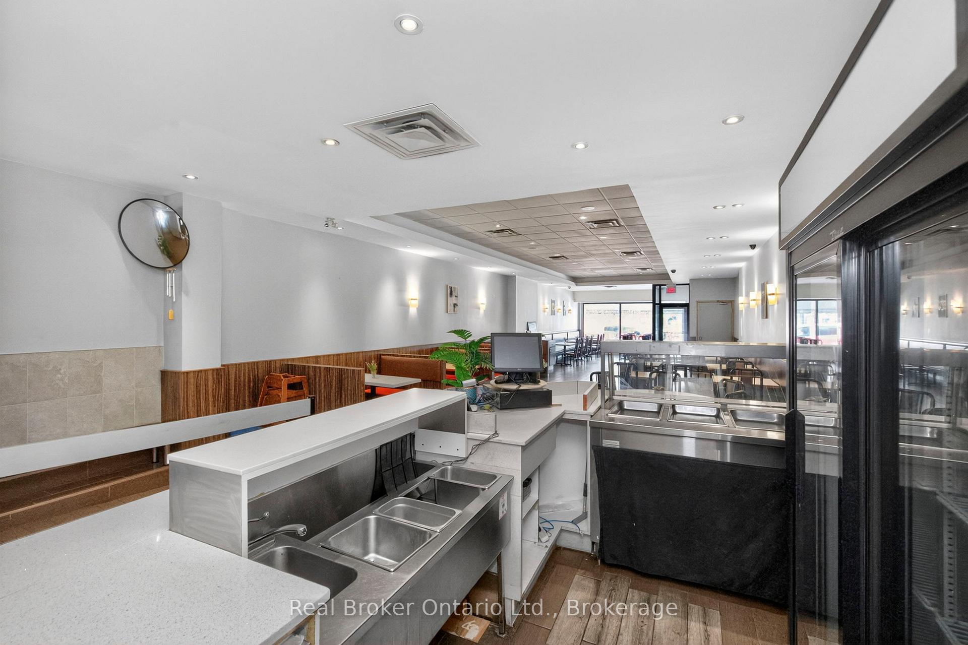 Photo 12 of 289 King Street, Midland — HOMEH
