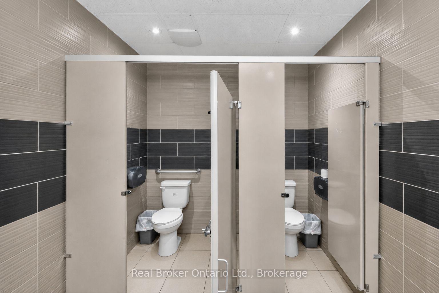 Photo 15 of 289 King Street, Midland — HOMEH
