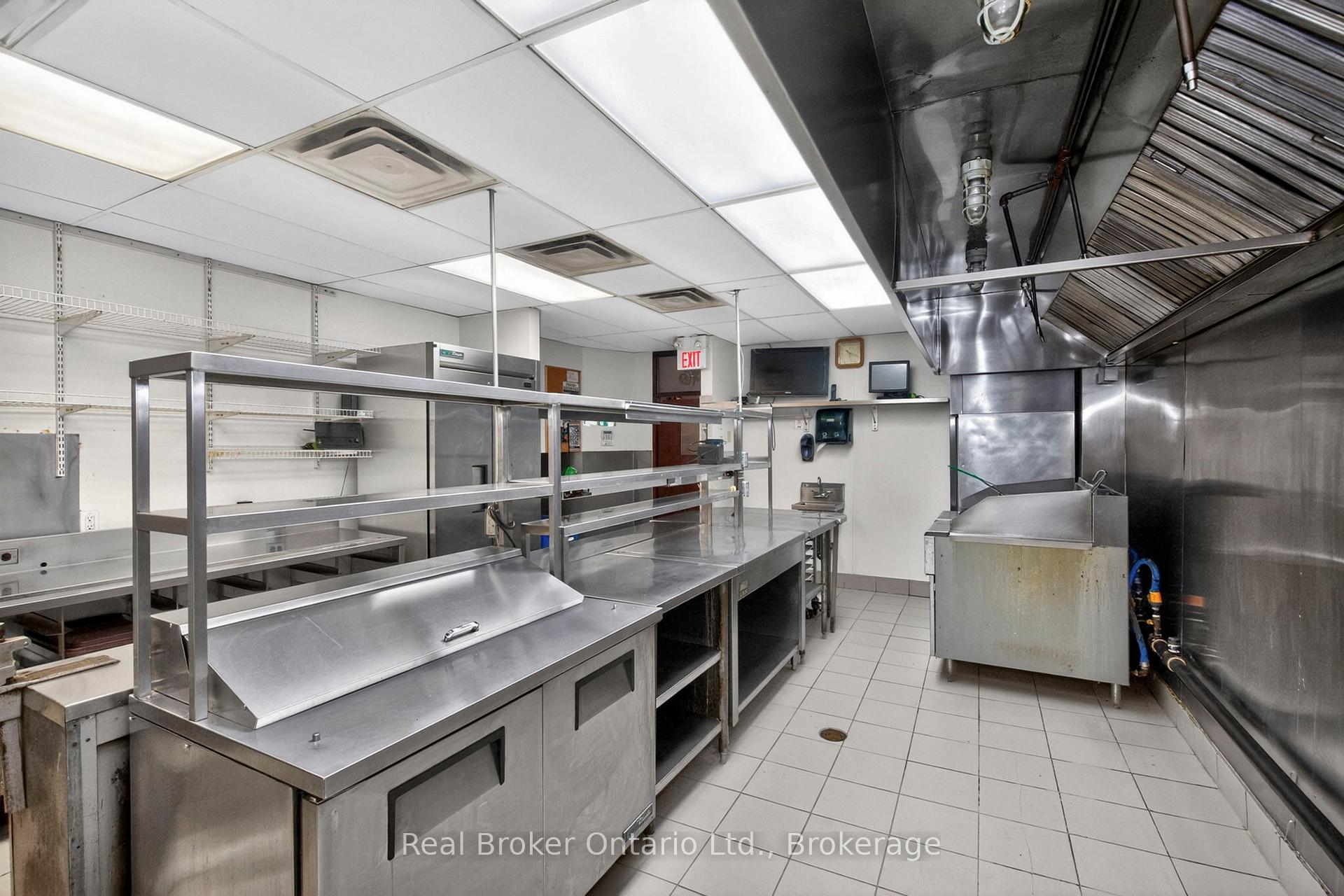 Photo 18 of 289 King Street, Midland — HOMEH