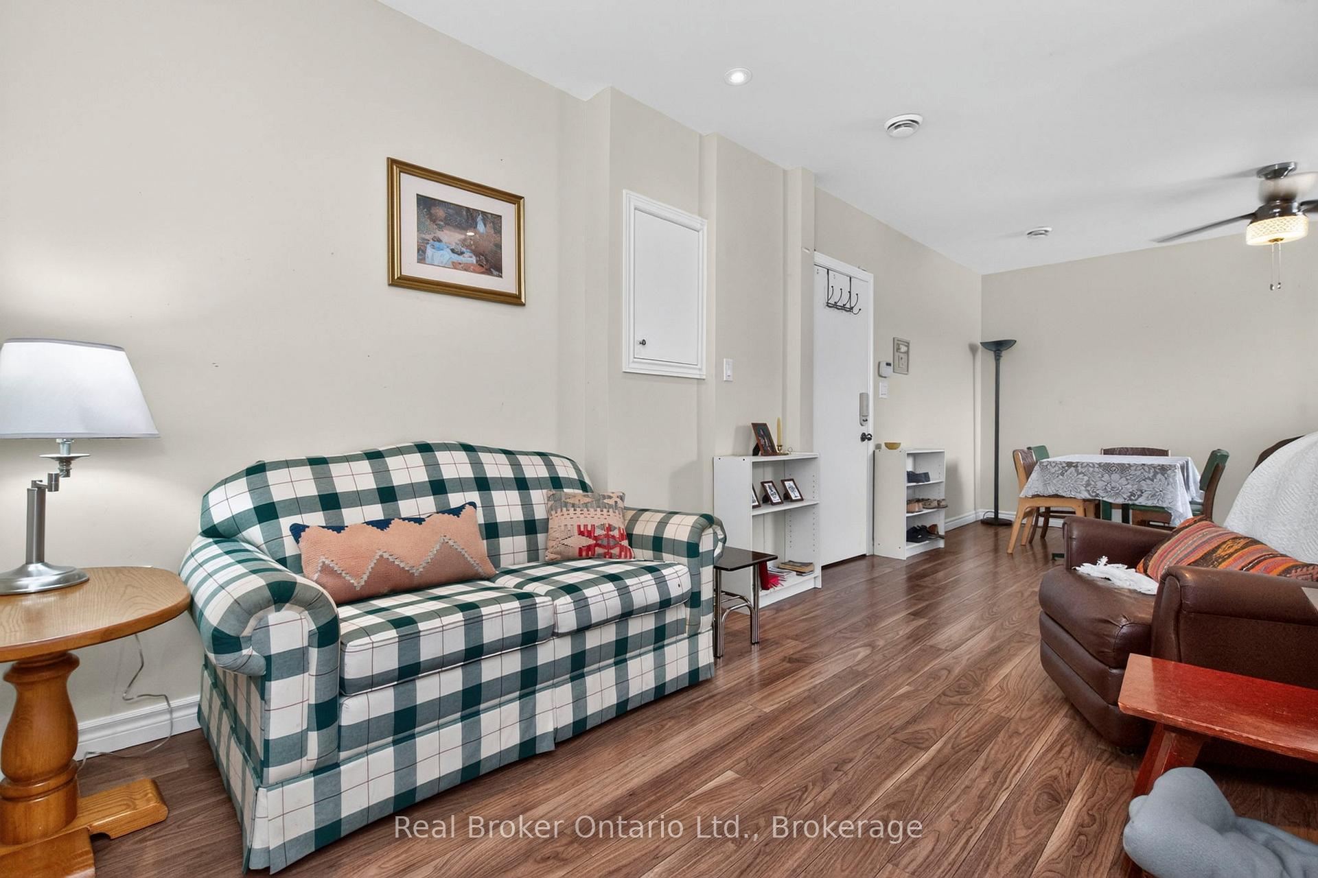 Photo 28 of 289 King Street, Midland — HOMEH