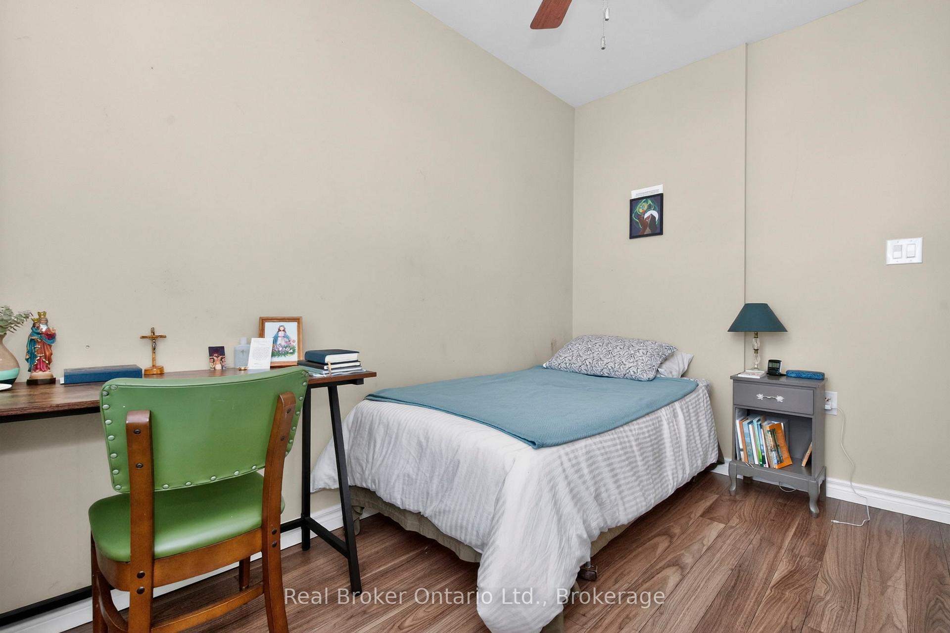 Photo 33 of 289 King Street, Midland — HOMEH