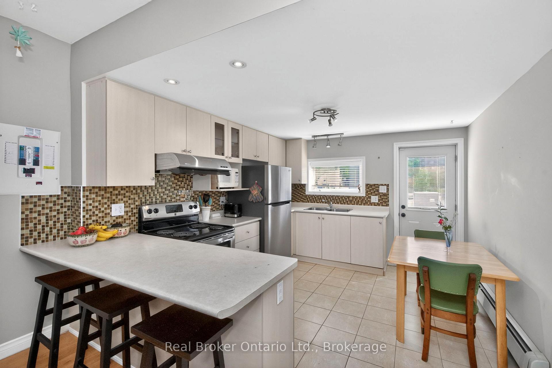 Photo 38 of 289 King Street, Midland — HOMEH