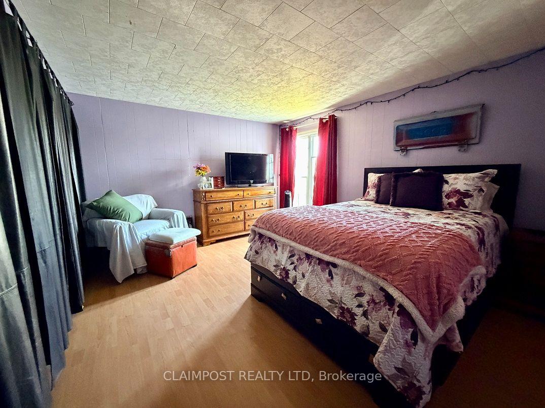 Photo 25 of 253 Ambridge Drive, Iroquois Falls — HOMEH