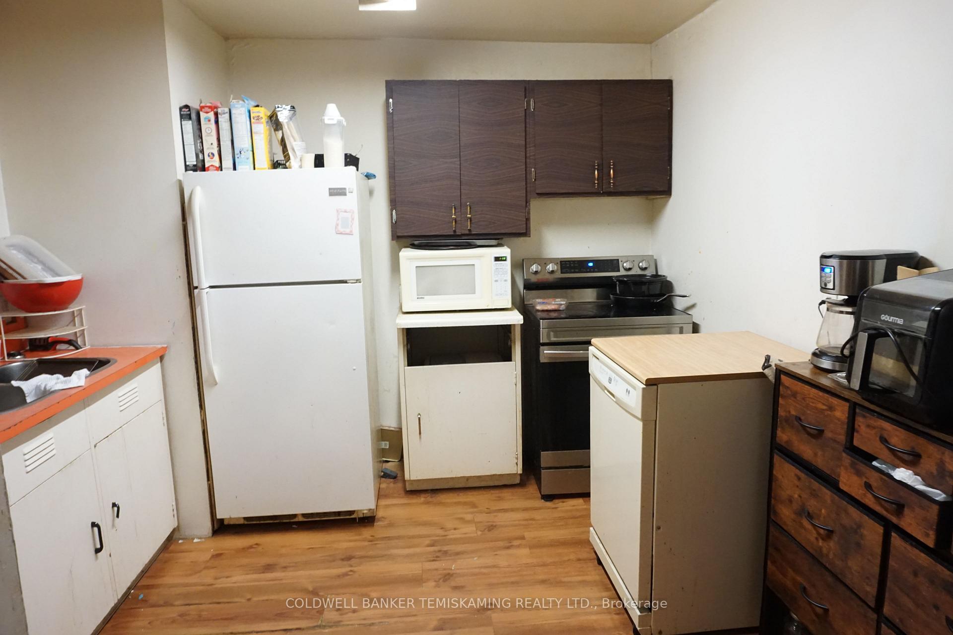 Photo 11 of 18 Lang Street, Cobalt — HOMEH