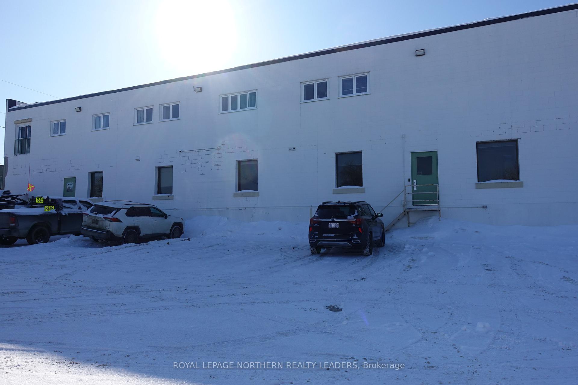 Photo 12 of 11 Elm Street N, Timmins, TNE - Central — HOMEH