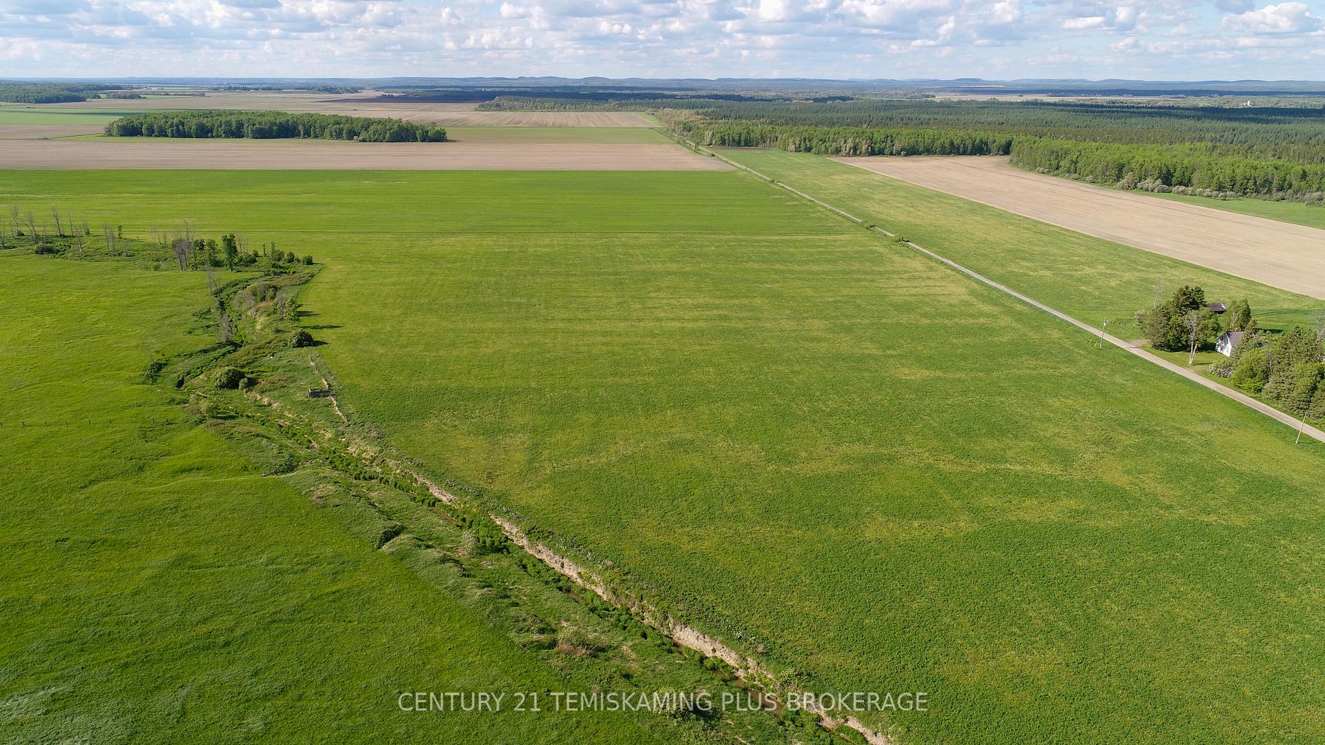 Photo 10 of 84335 Edwards Road, Timiskaming, TIM - Outside - Rural — HOMEH