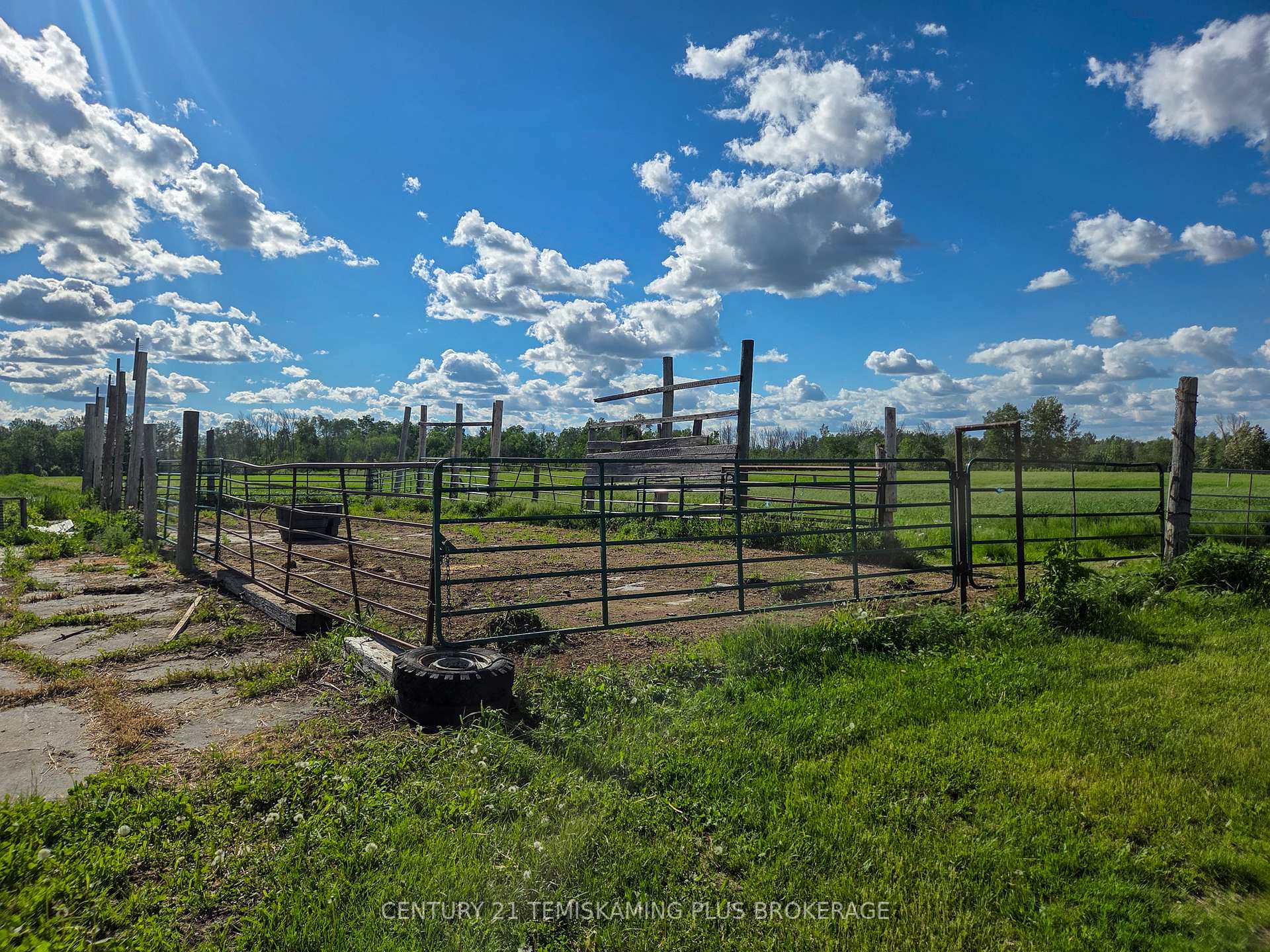 Photo 32 of 84335 Edwards Road, Timiskaming, TIM - Outside - Rural — HOMEH