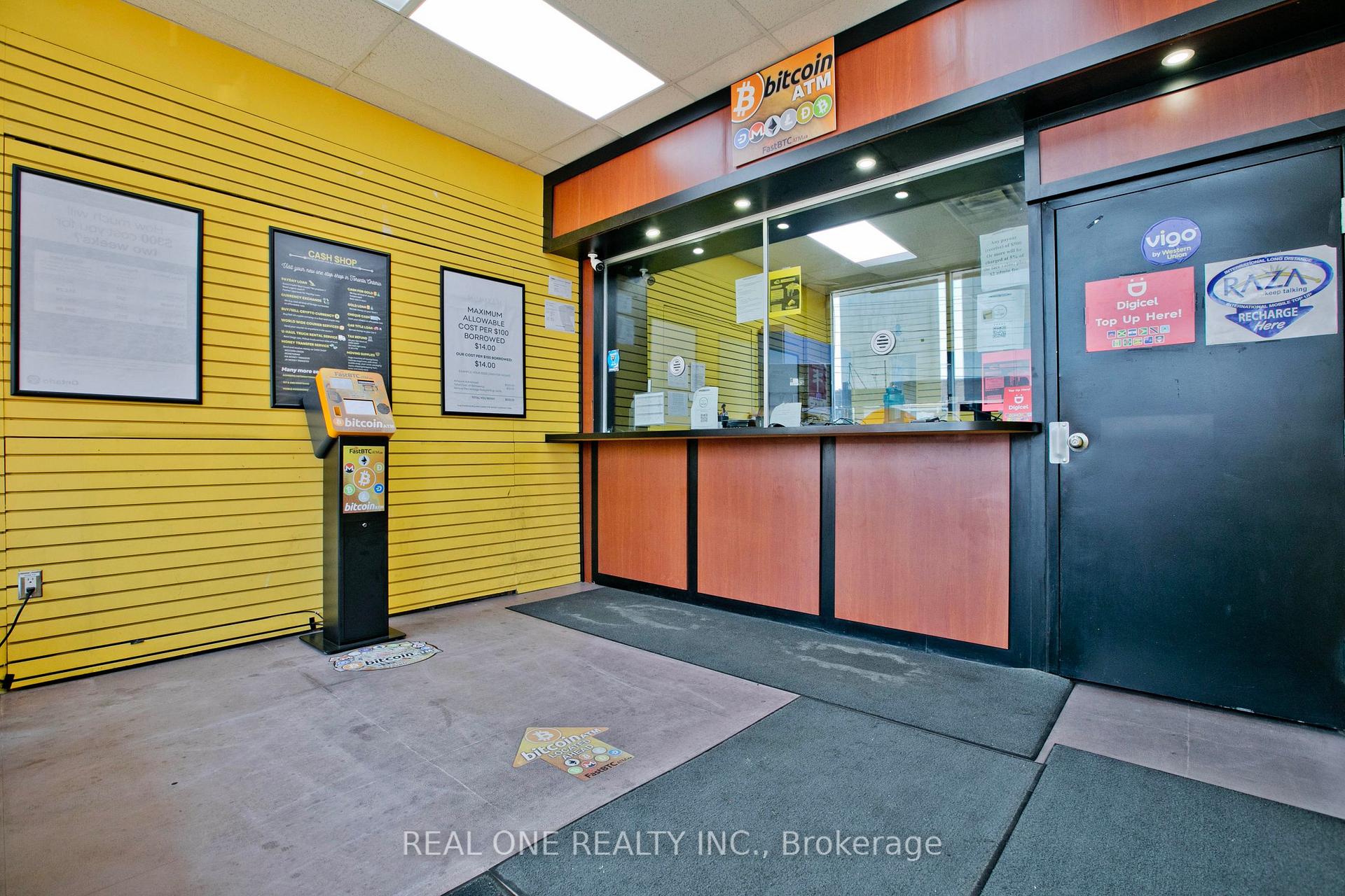 Photo 3 of 1702 Jane Street, North York, Weston — HOMEH