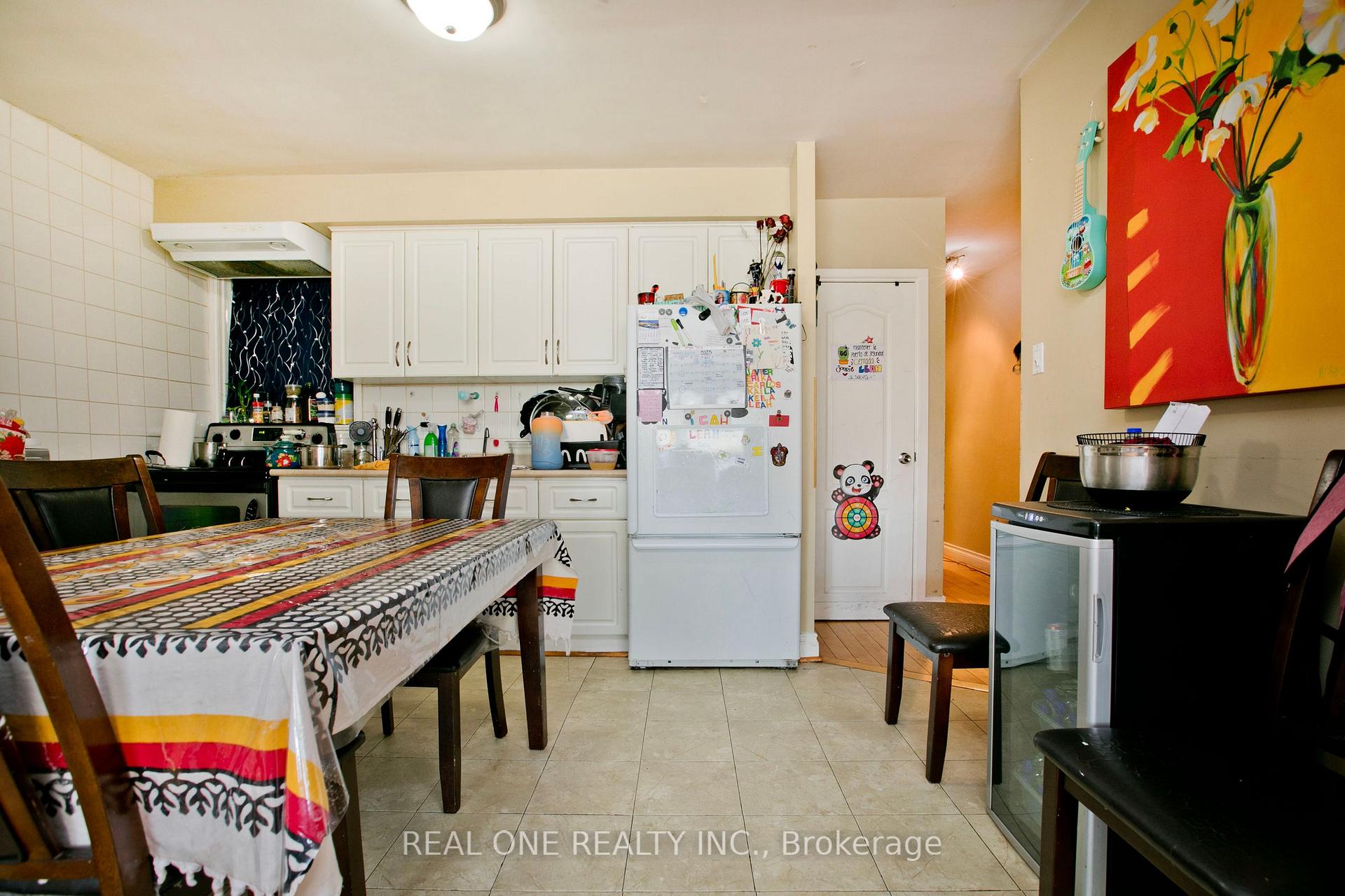Photo 9 of 1702 Jane Street, North York, Weston — HOMEH