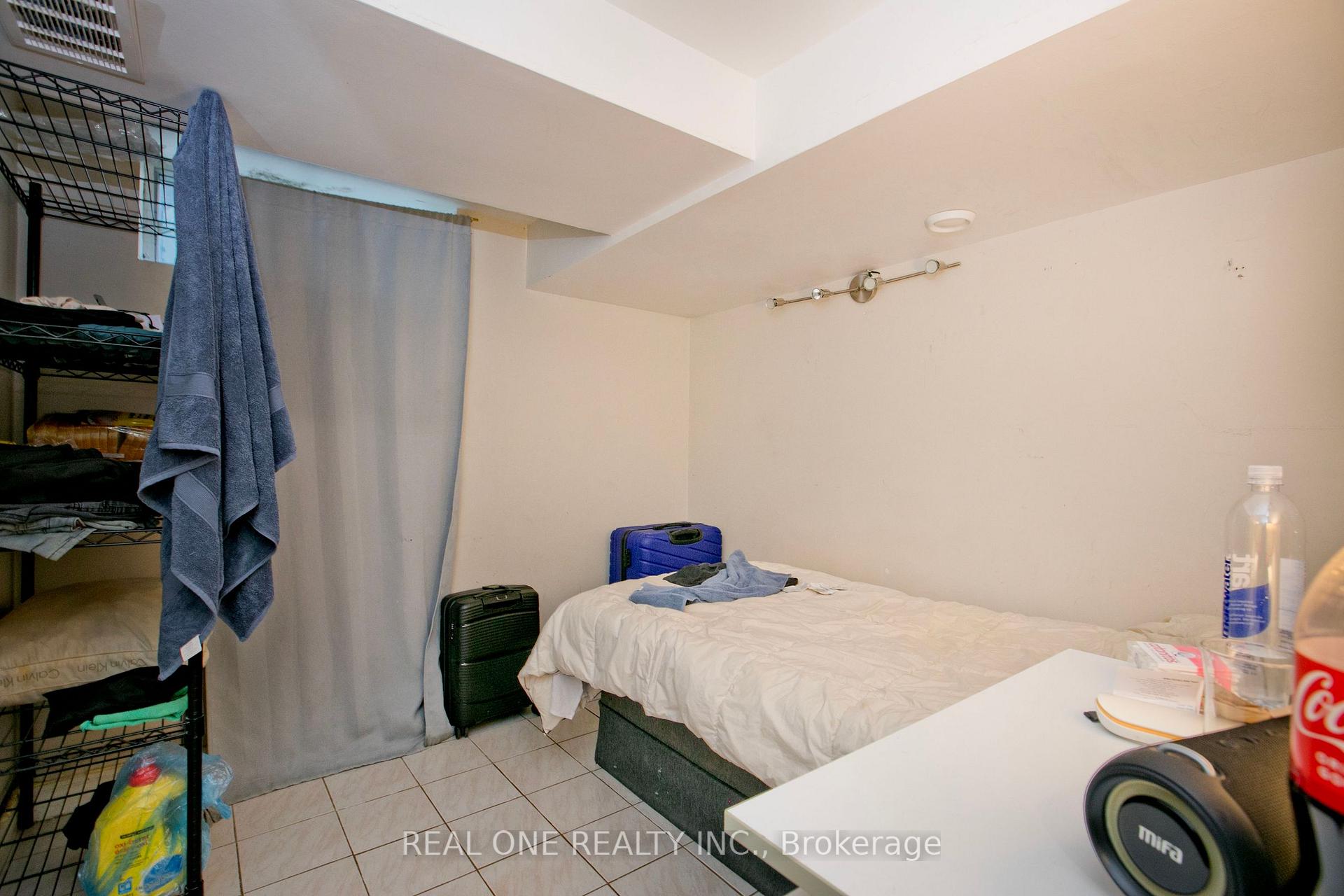 Photo 20 of 1702 Jane Street, North York, Weston — HOMEH