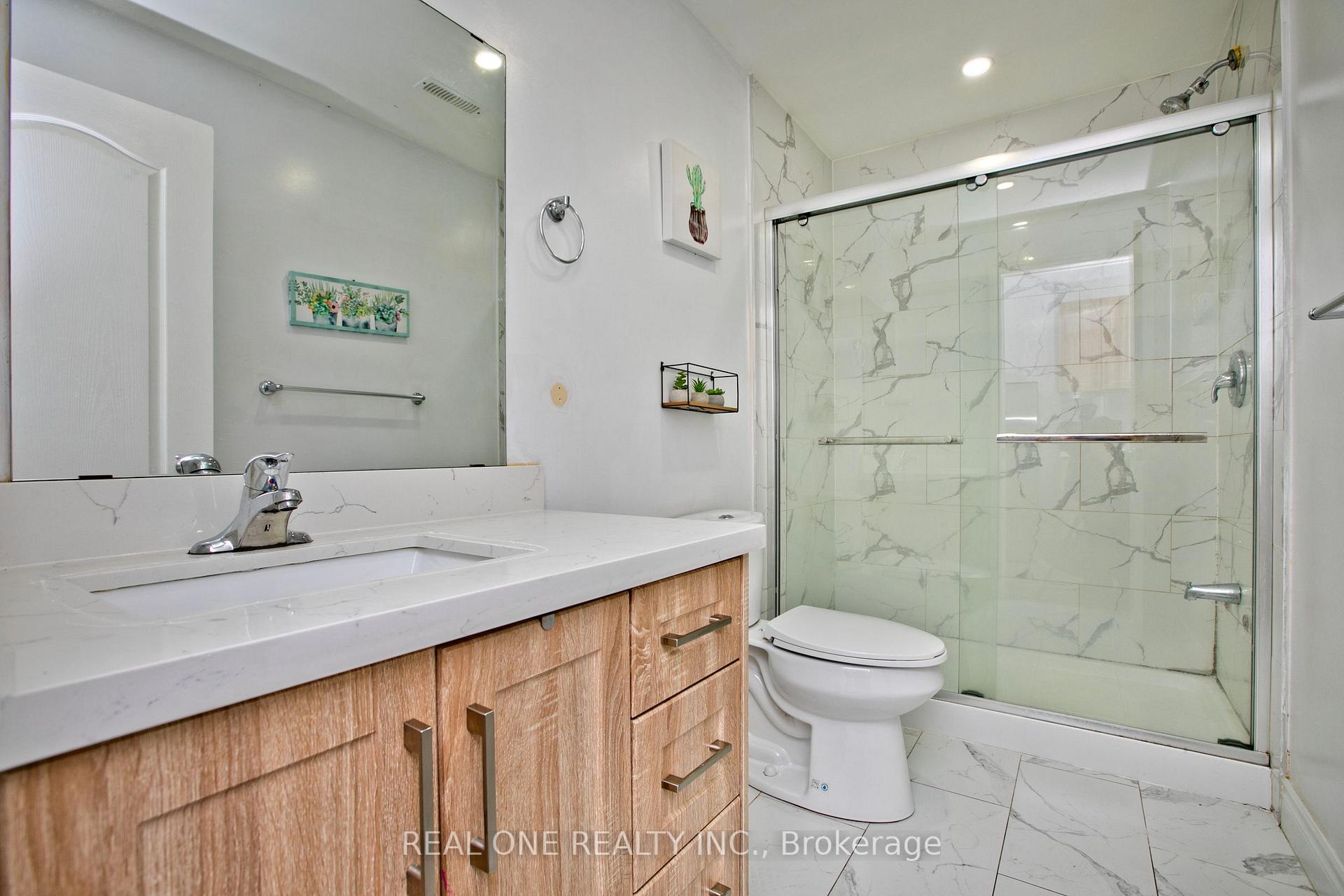Photo 28 of 1702 Jane Street, North York, Weston — HOMEH